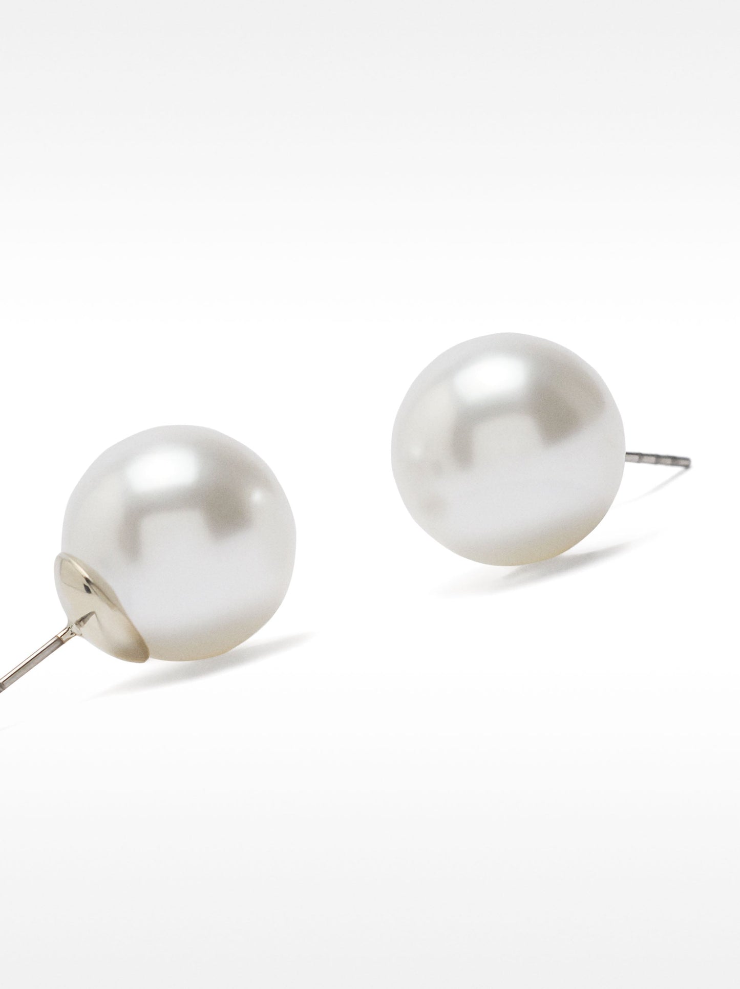 Earrings With Pearls