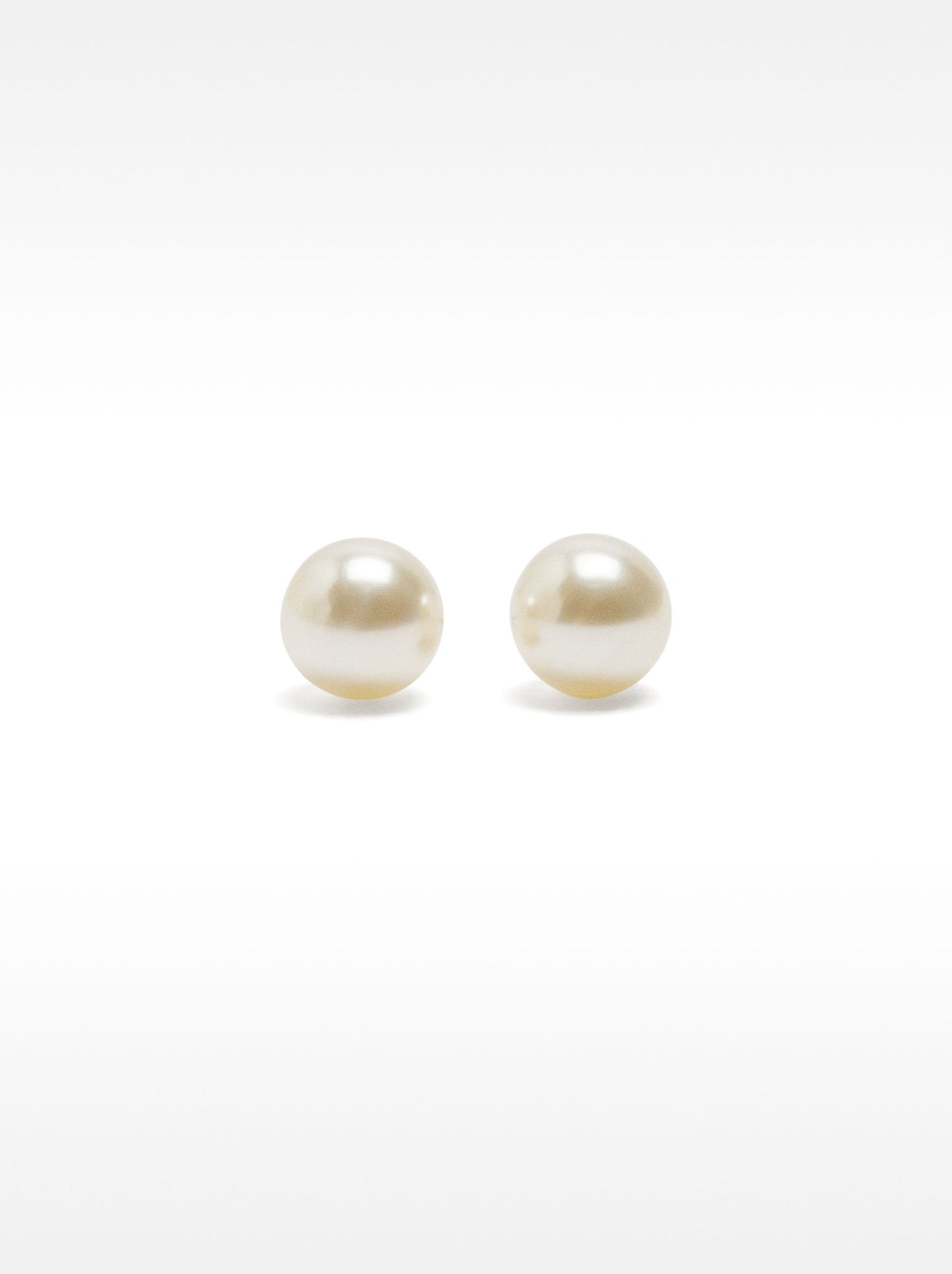 Faux Pearl Studs