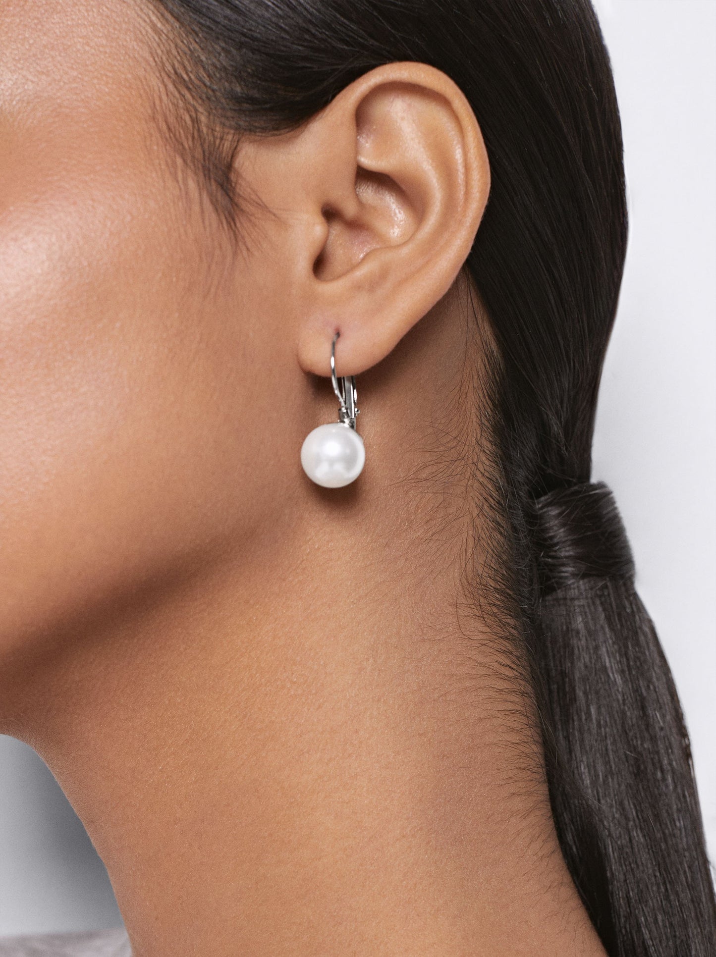 Faux Pearl Studs