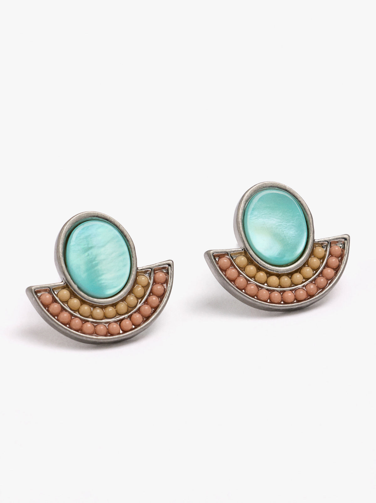 Fan Earrings With Shells