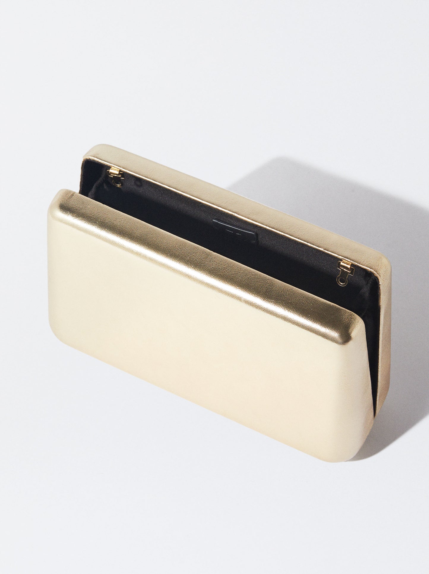 Party Clutch With Chain Handle