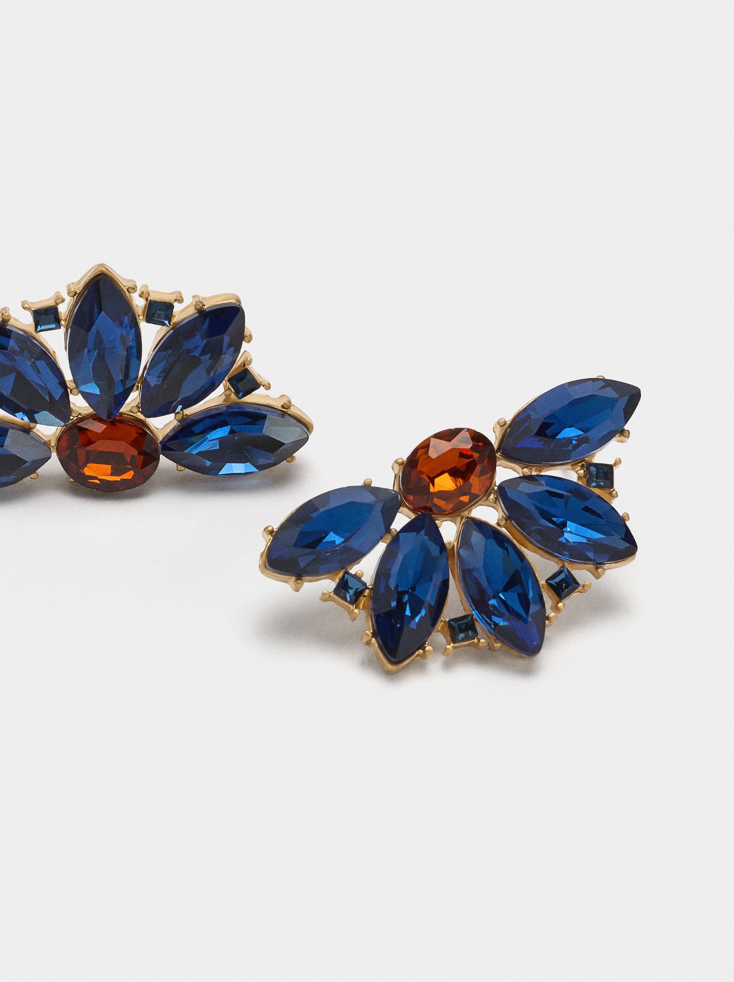 Earrings With Crystals