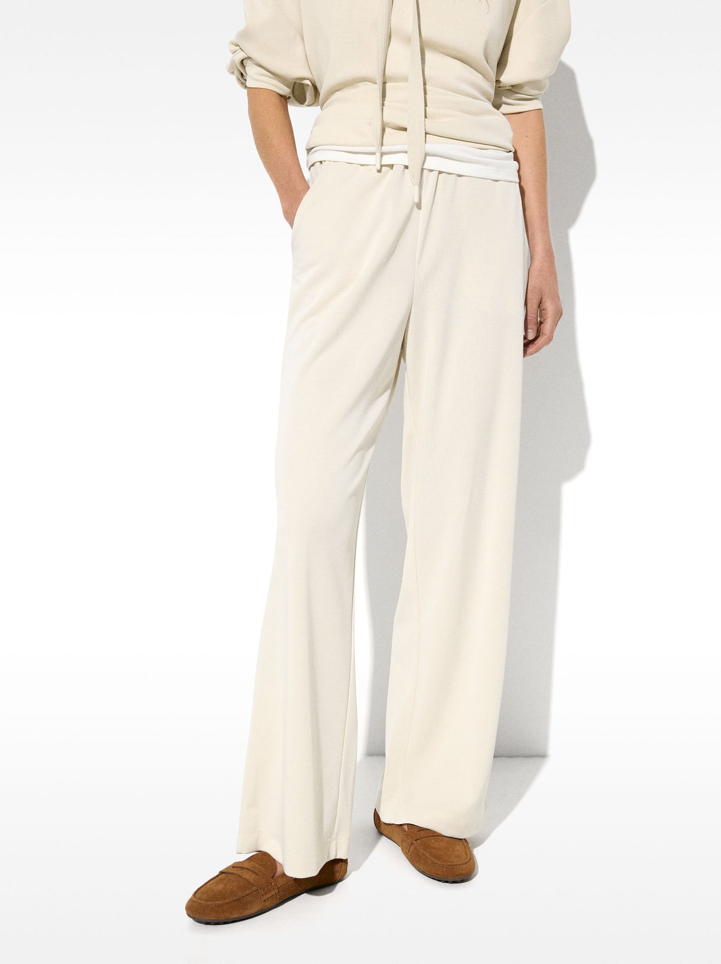 Trousers With Elastic Waistband