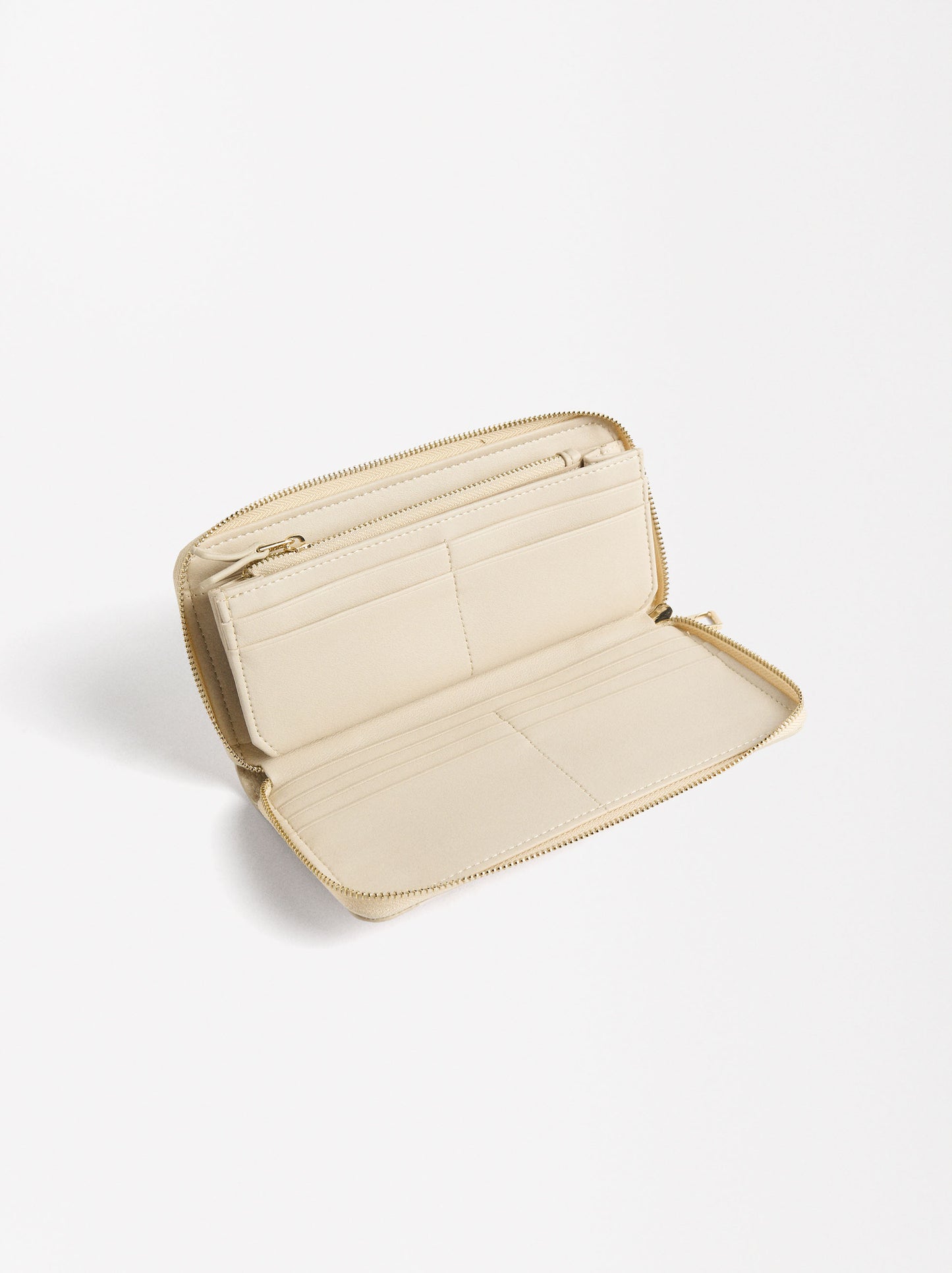 Wallet With Zip Fastening