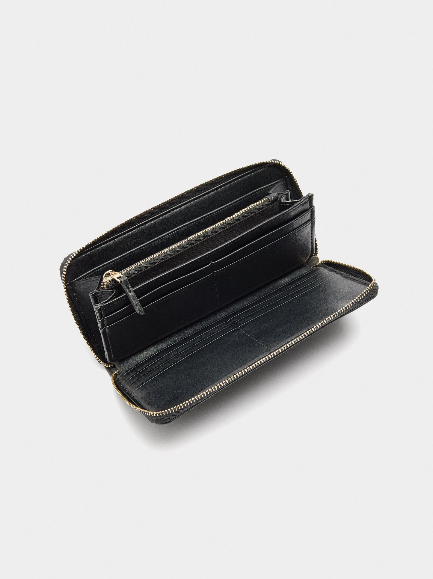 Wallet With Zip Fastening