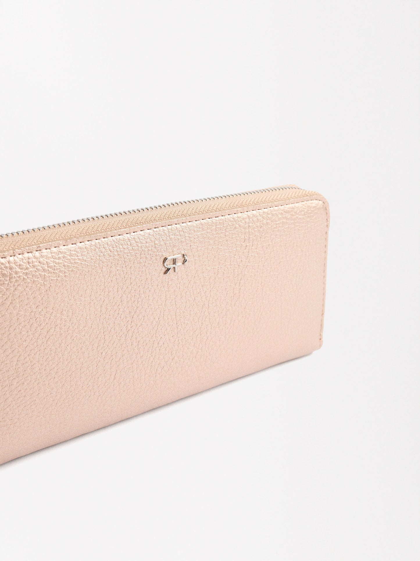 Wallet With Zip Fastening