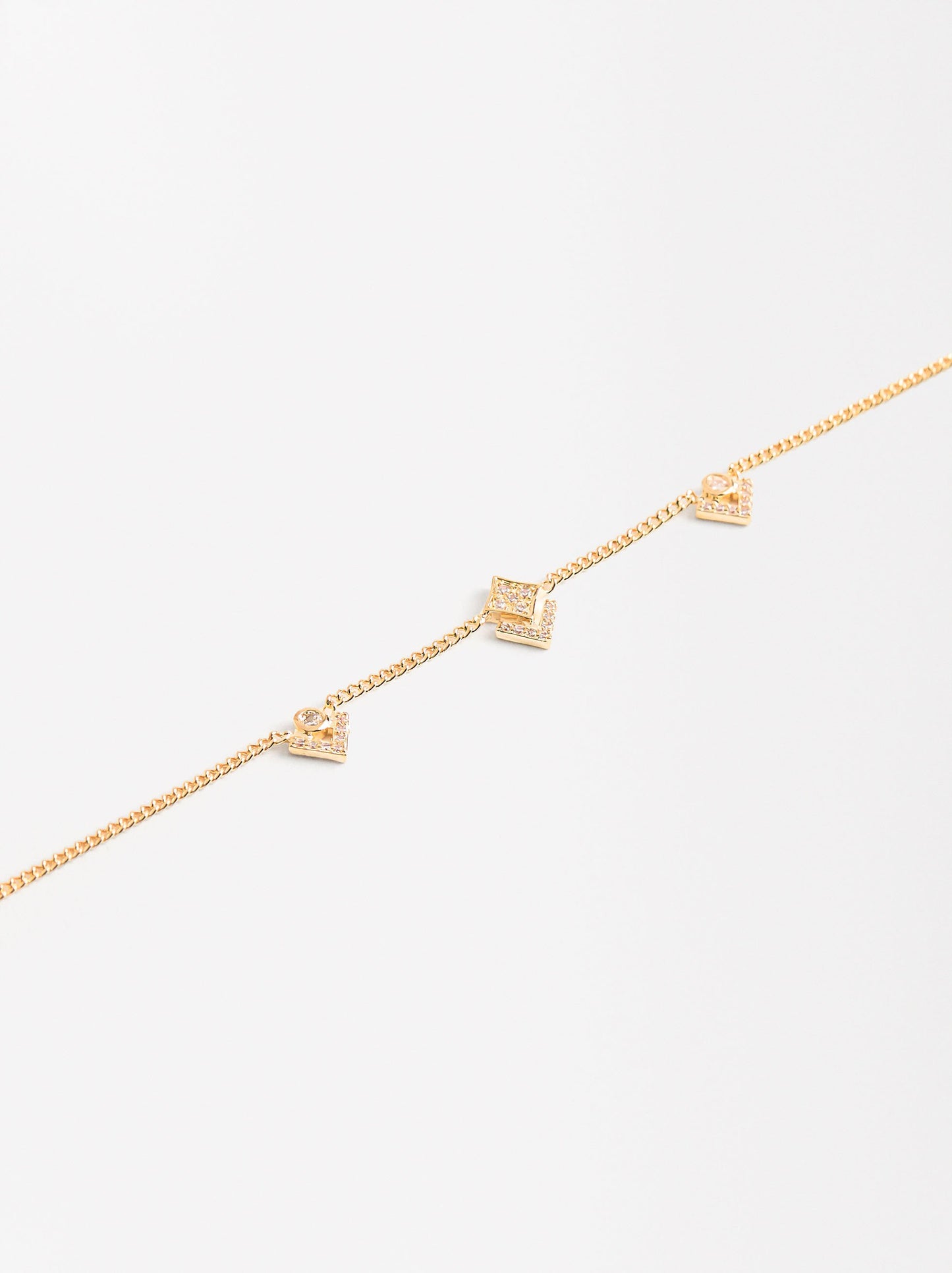 Zirconia Diamond-Shaped Bracelet