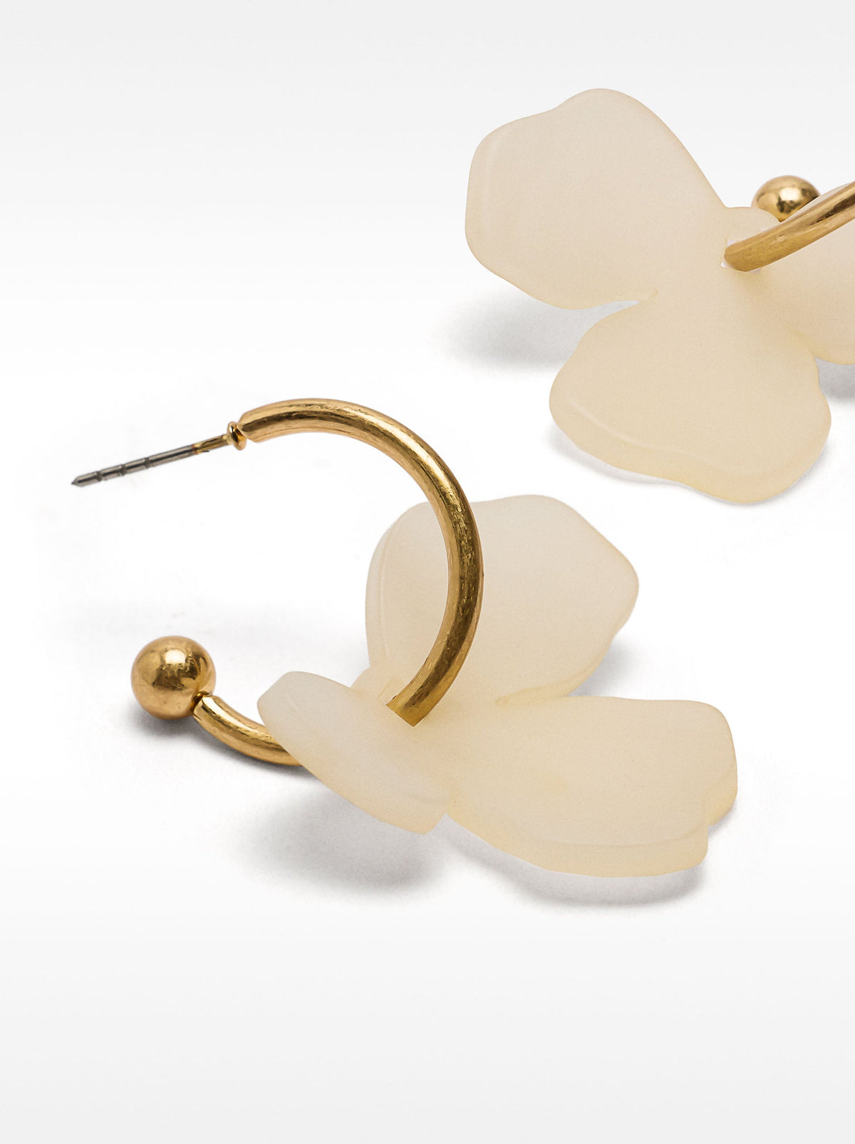 Hoop Earrings With Flower