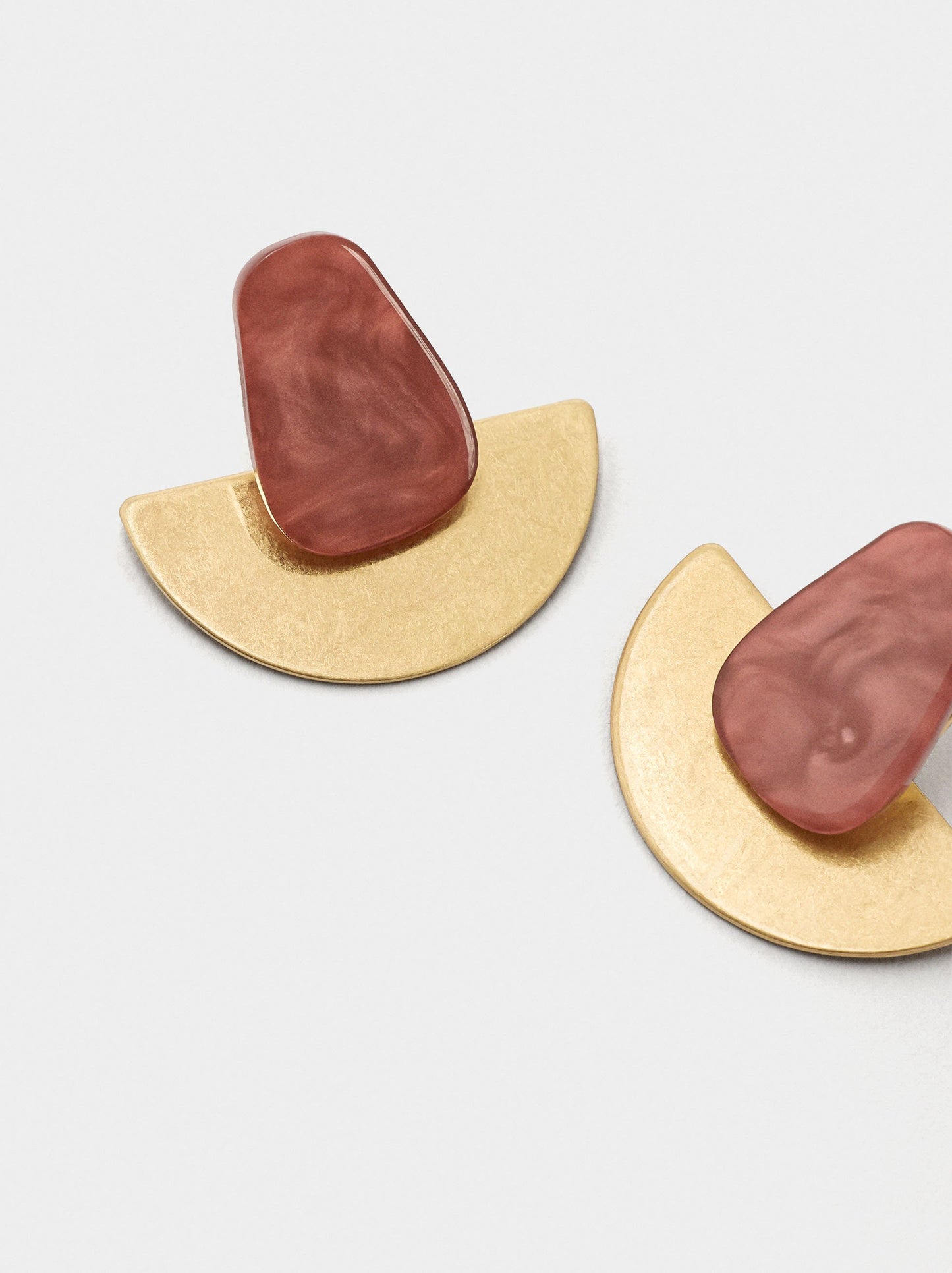 Fan Earrings With Pearls