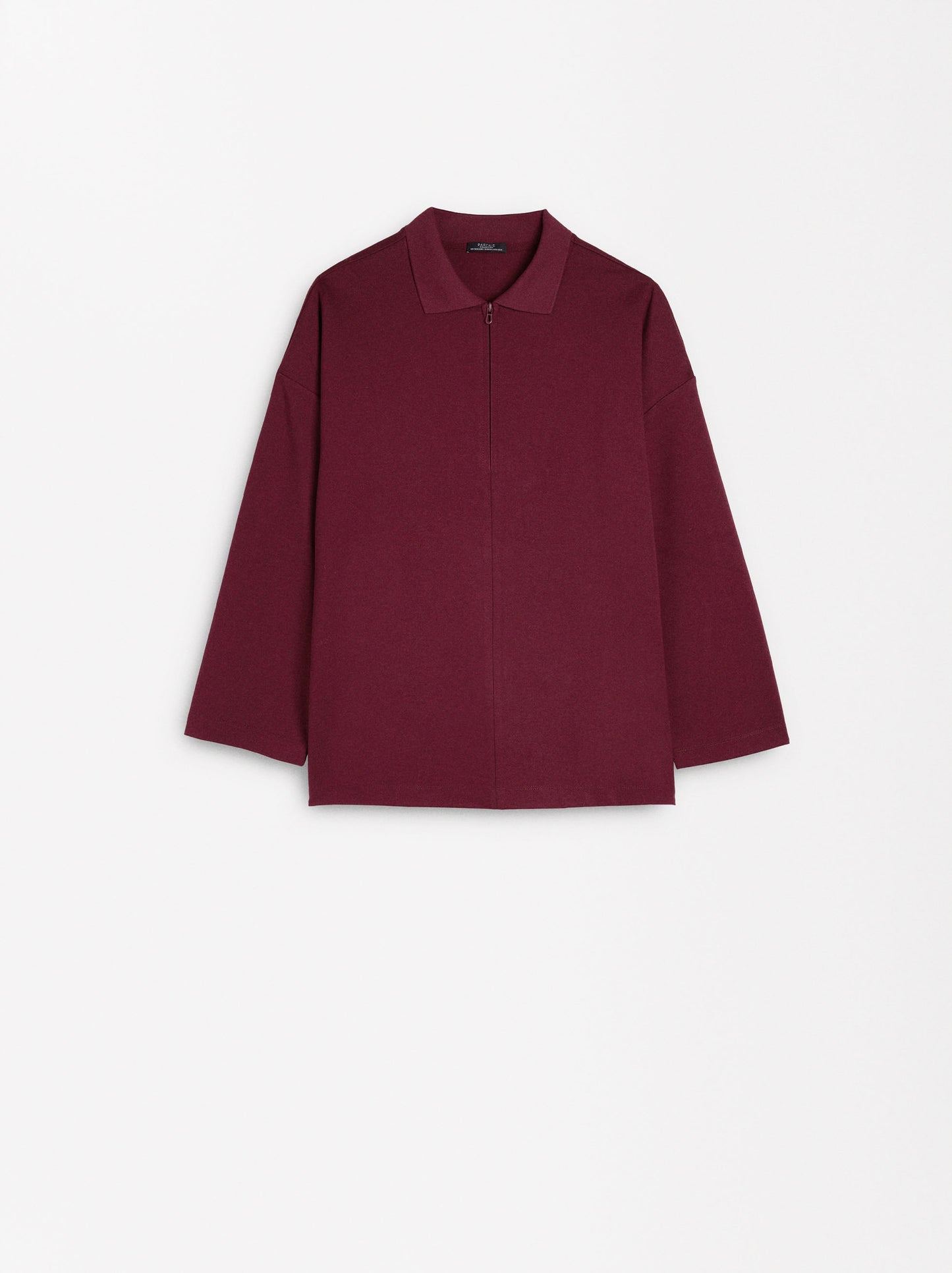 Sweater With Zipper Closure