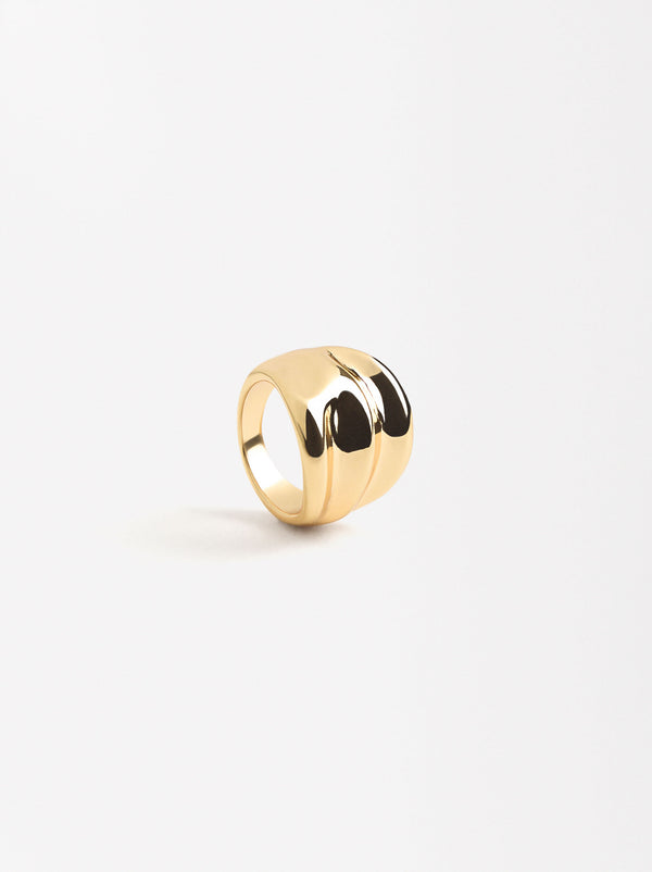 Wide Ring With Embossed Design