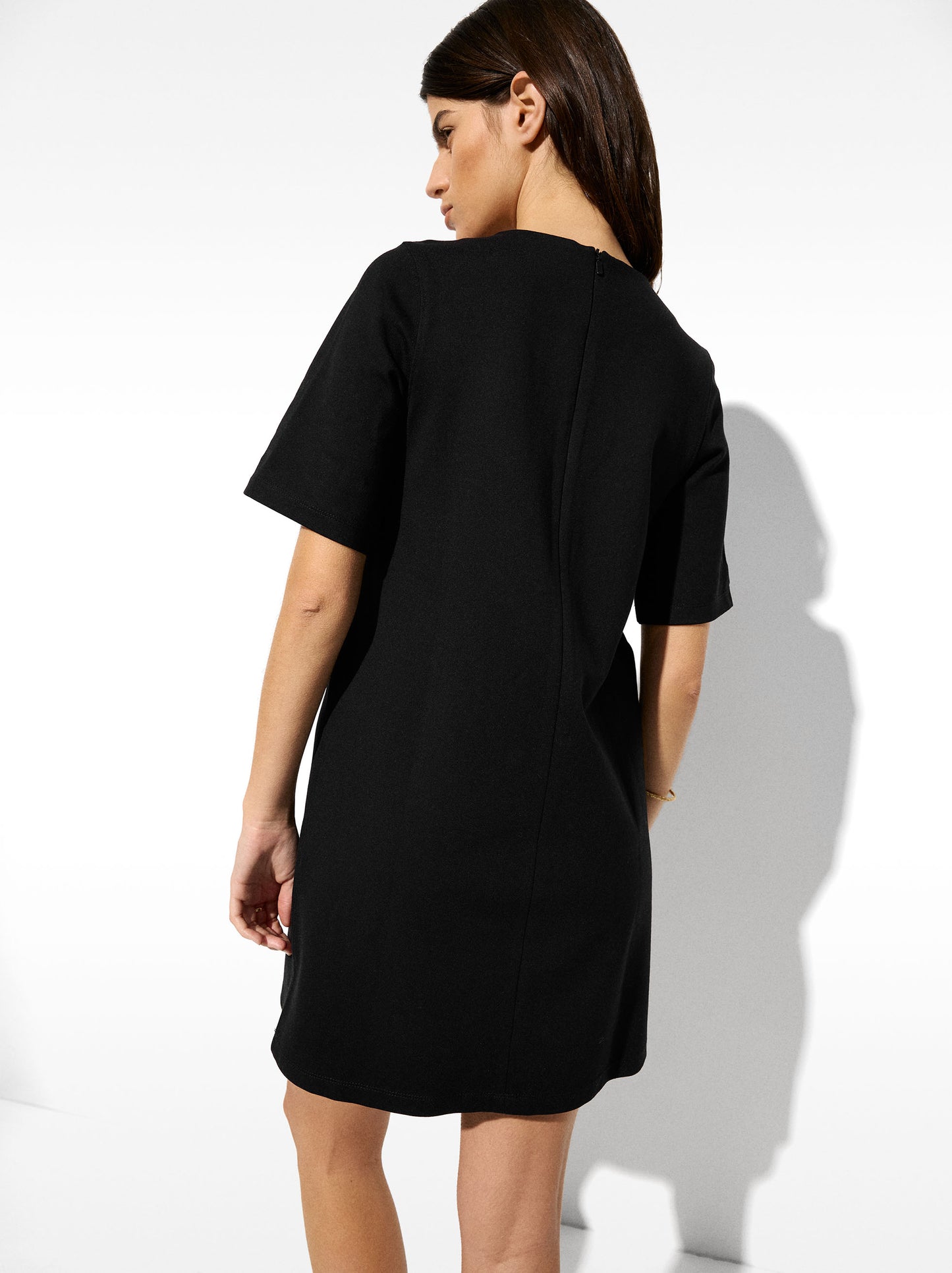 Short Dress With Round Neckline
