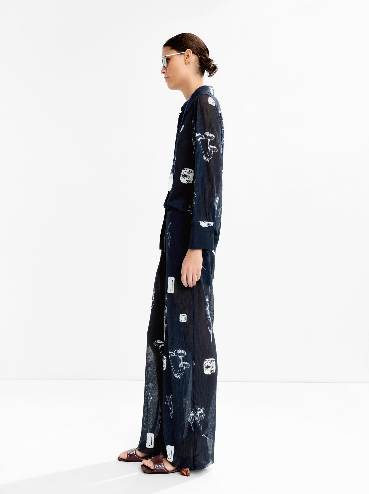 Printed Loose-Fitting Trousers
