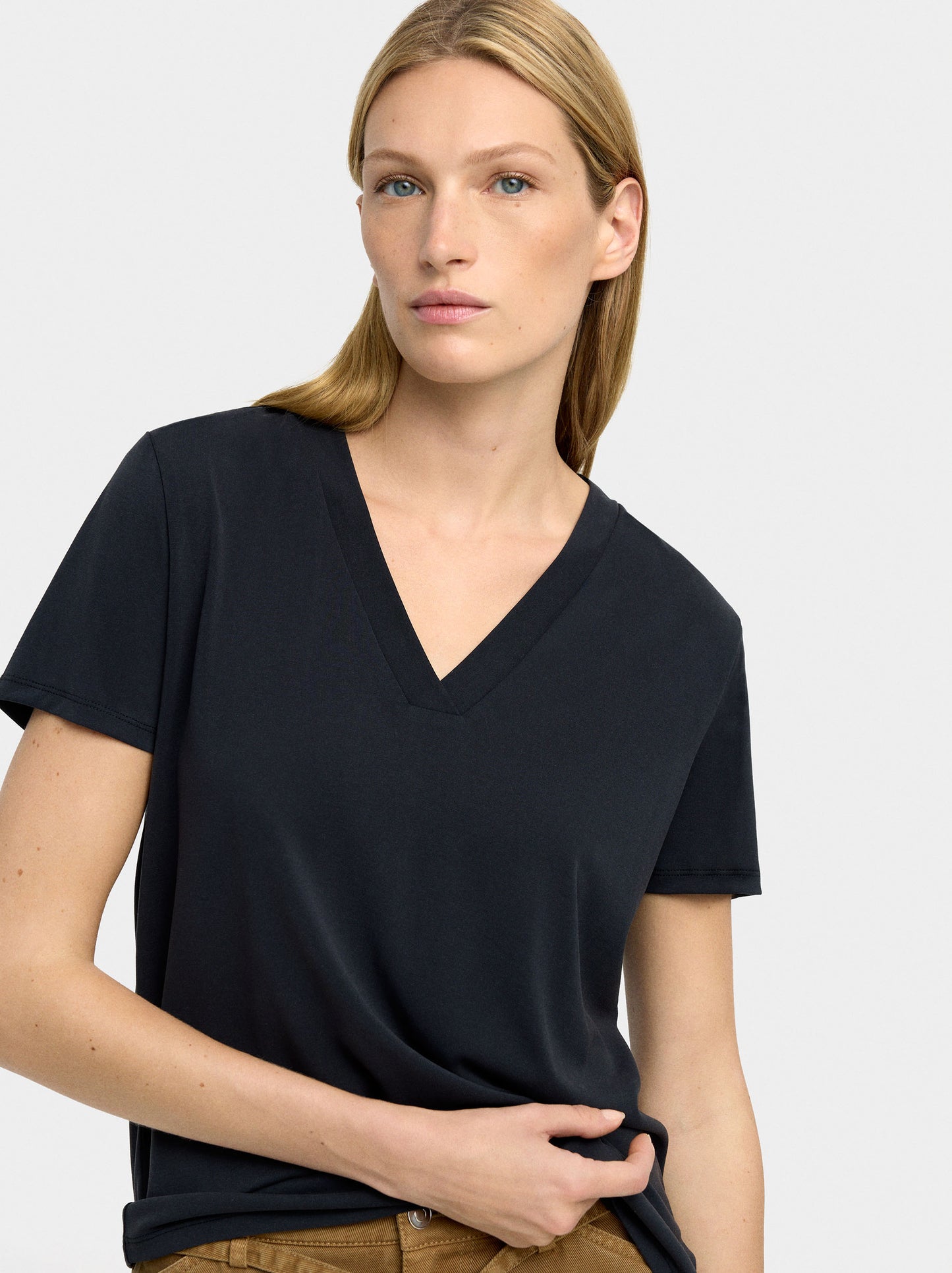V-Neck Basic T-Shirt
