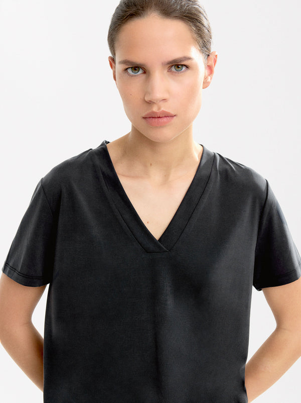 V-Neck Basic T-Shirt