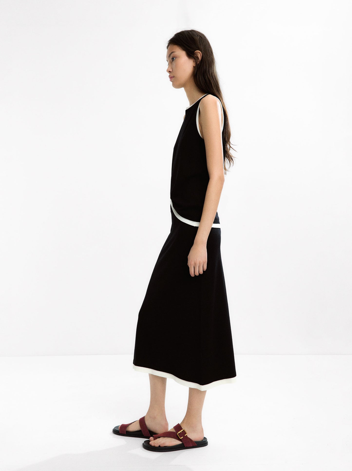 Contrast Knit Midi Skirt