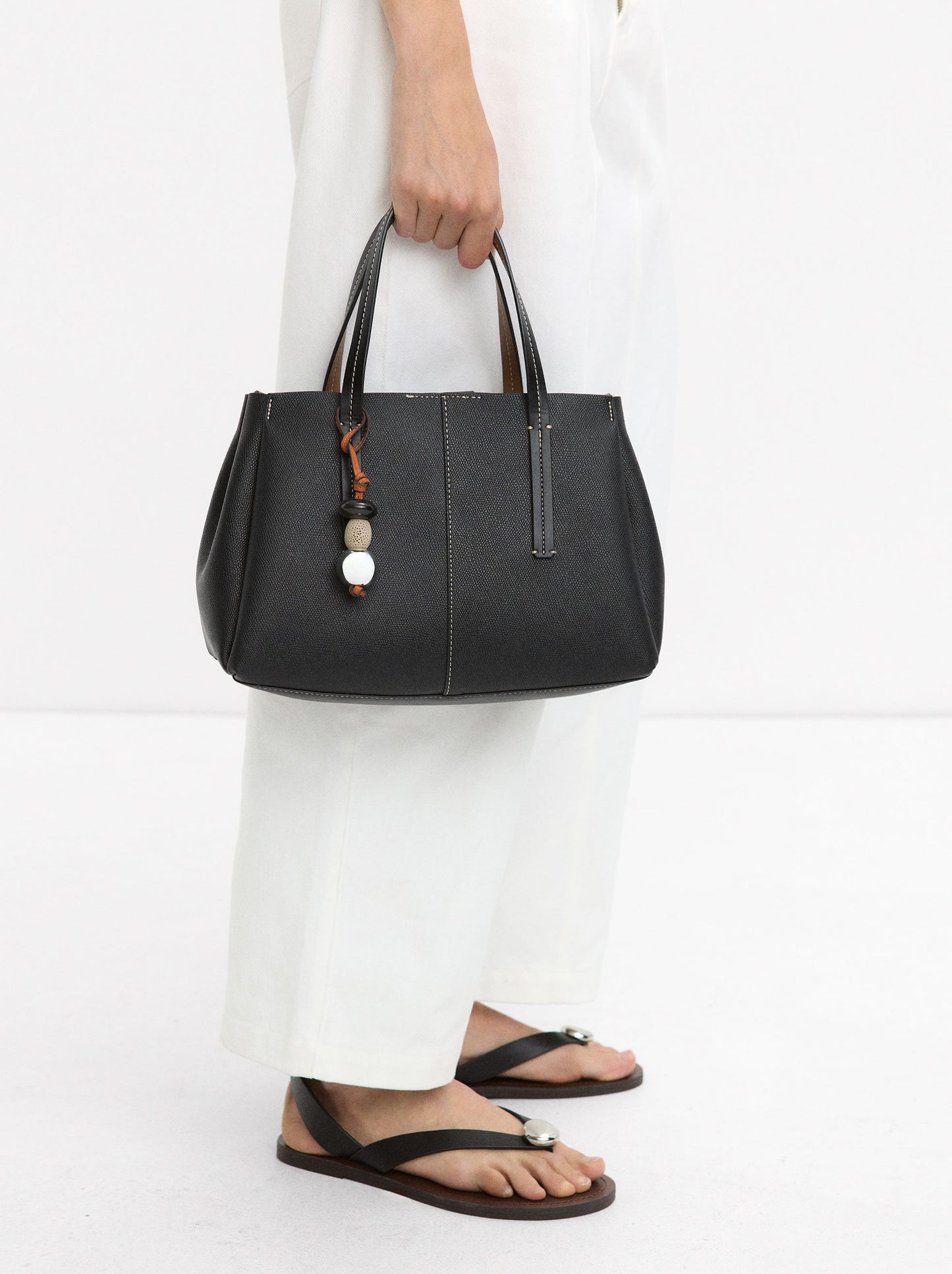 Tote Bag With Texture And Pendant