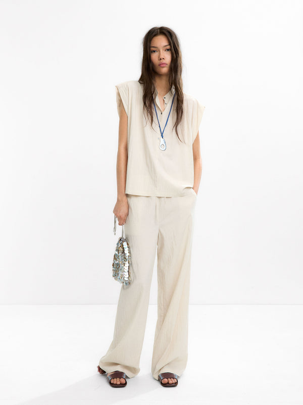 Sleeveless Gathered Top