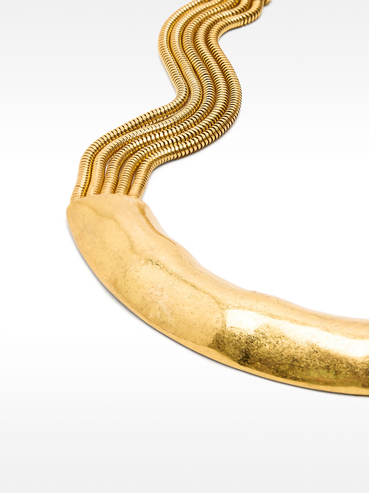 Short Hammered Effect Necklace