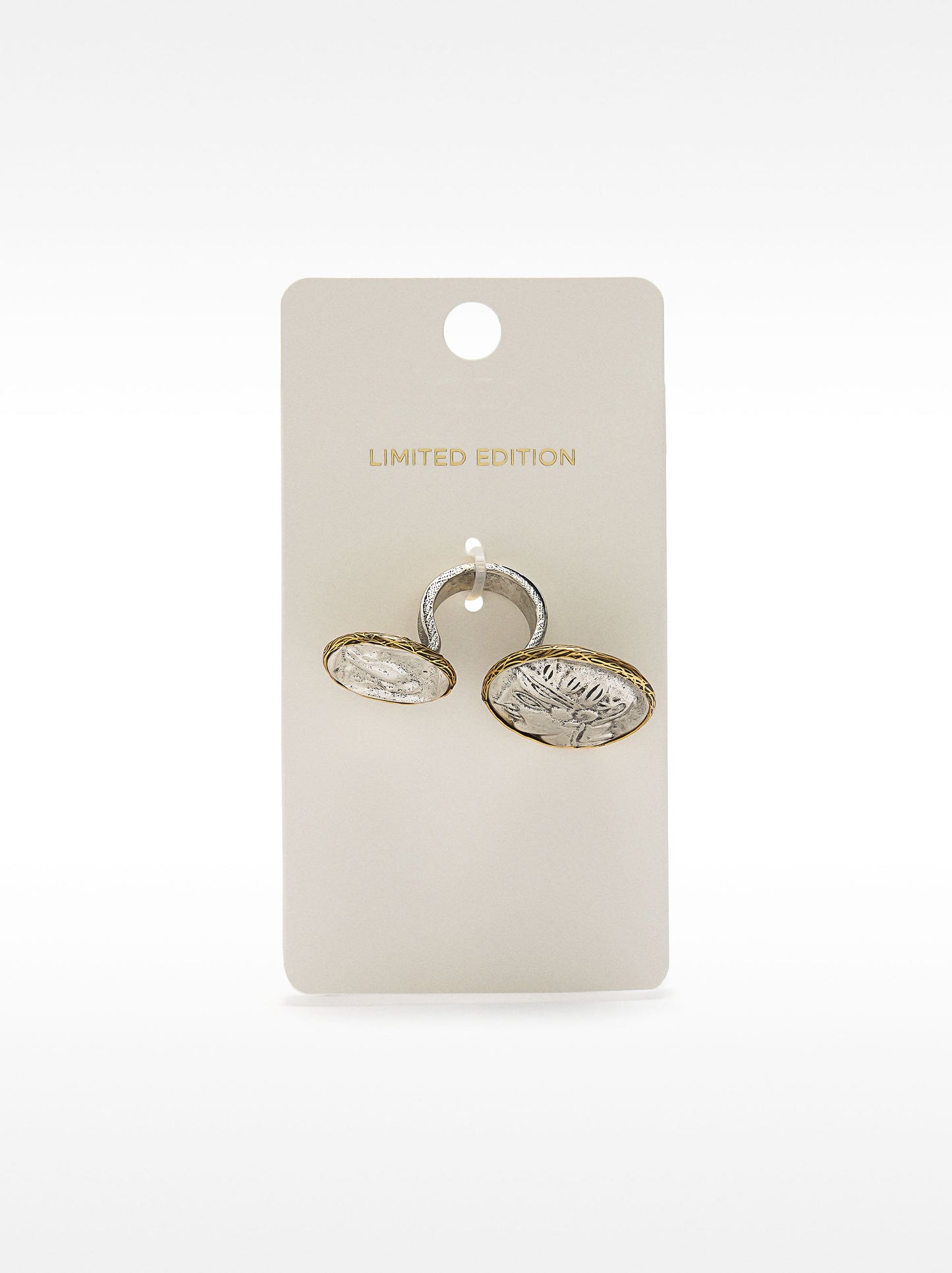 Double Medal Ring With Aged Effect