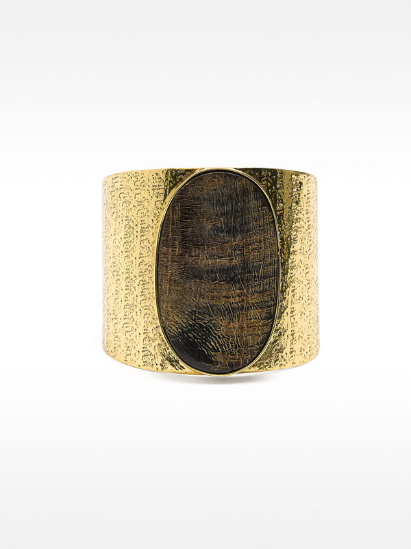 Open Bracelet With Oval Detail