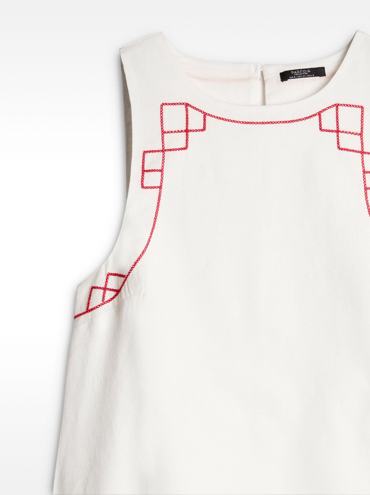 Short Dress With Embroidery