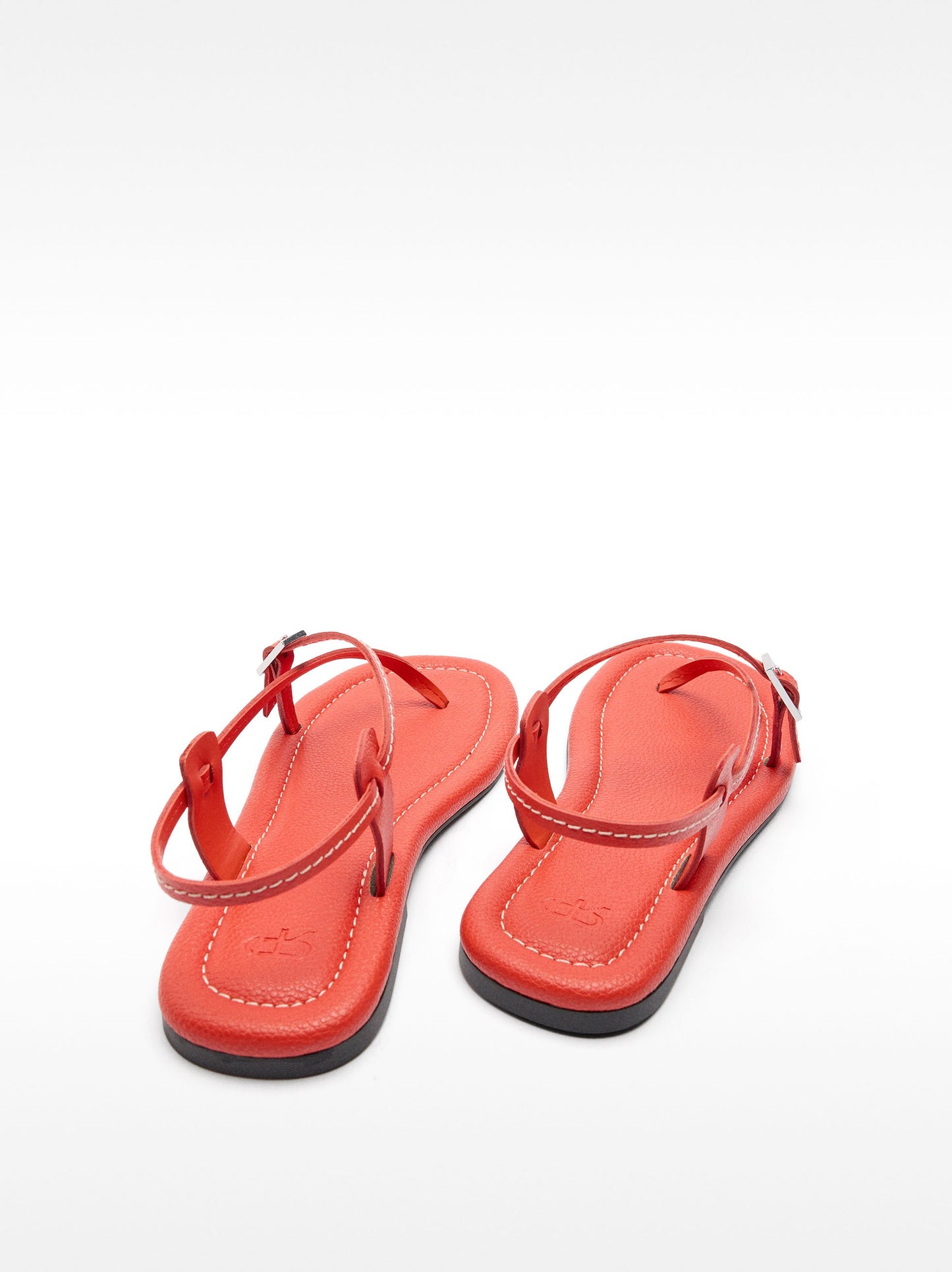Flat Leather Sandals With Thin Straps