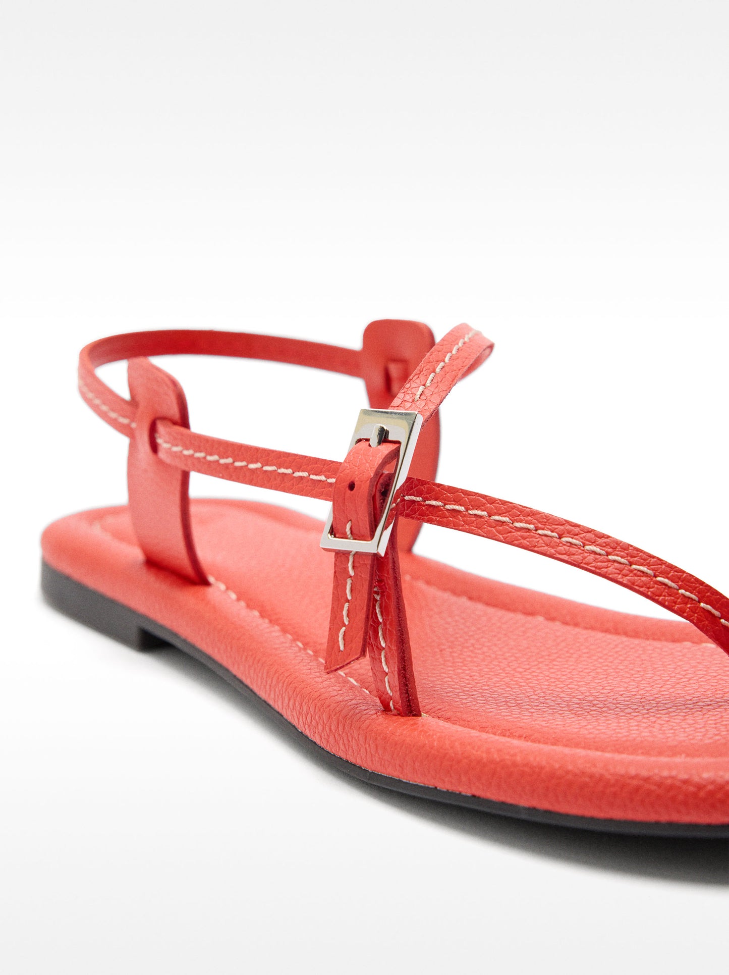 Flat Leather Sandals With Thin Straps