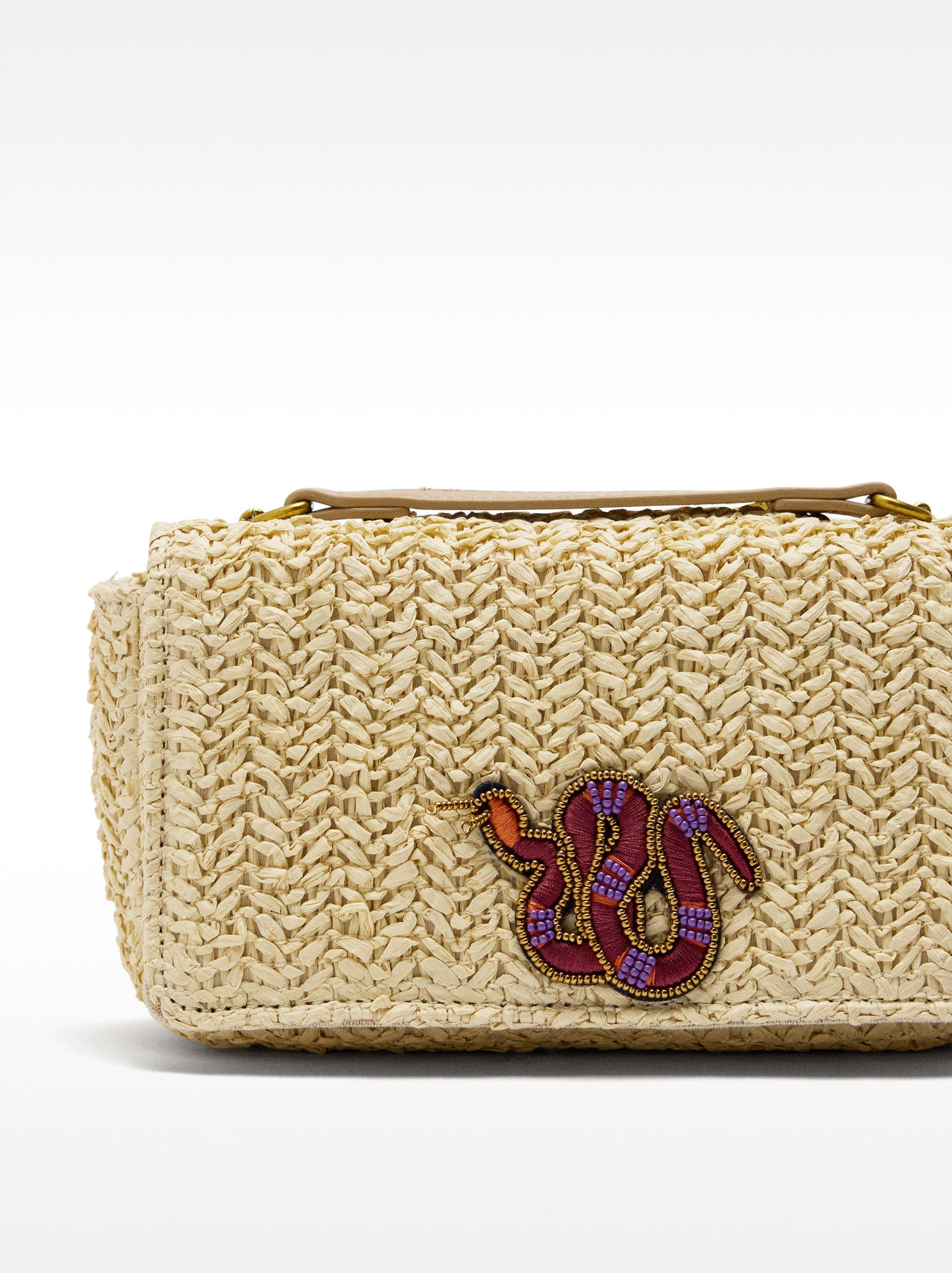 Shoulder Bag With Straw Effect