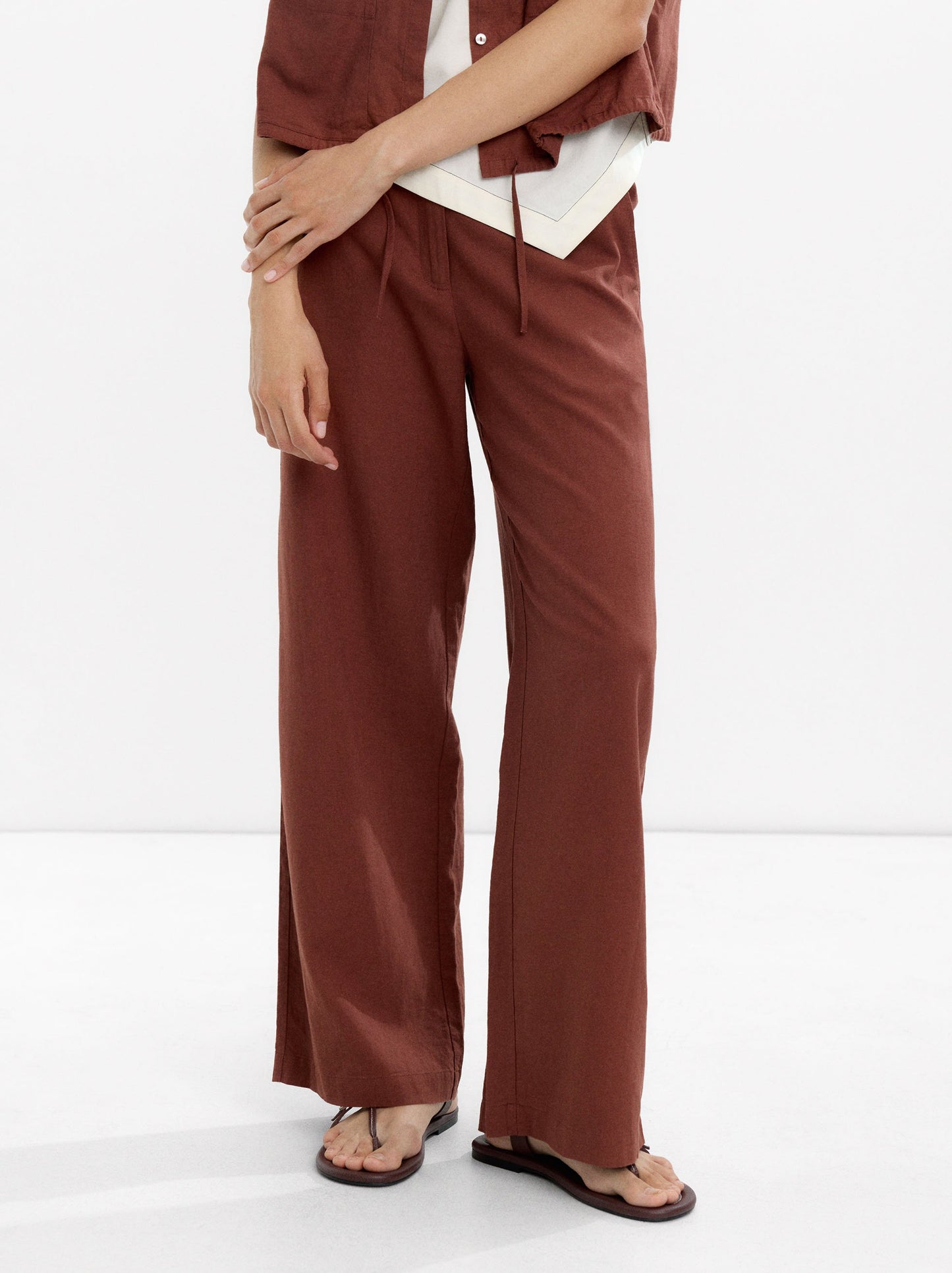Straight Trousers With Linen