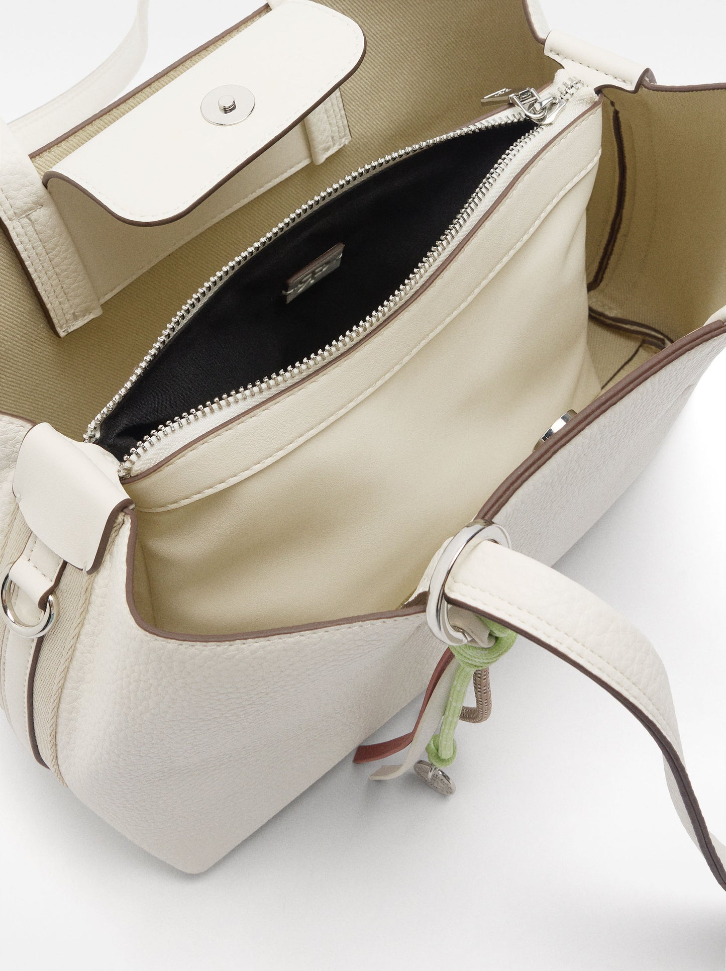 Tote Bag With Pendant