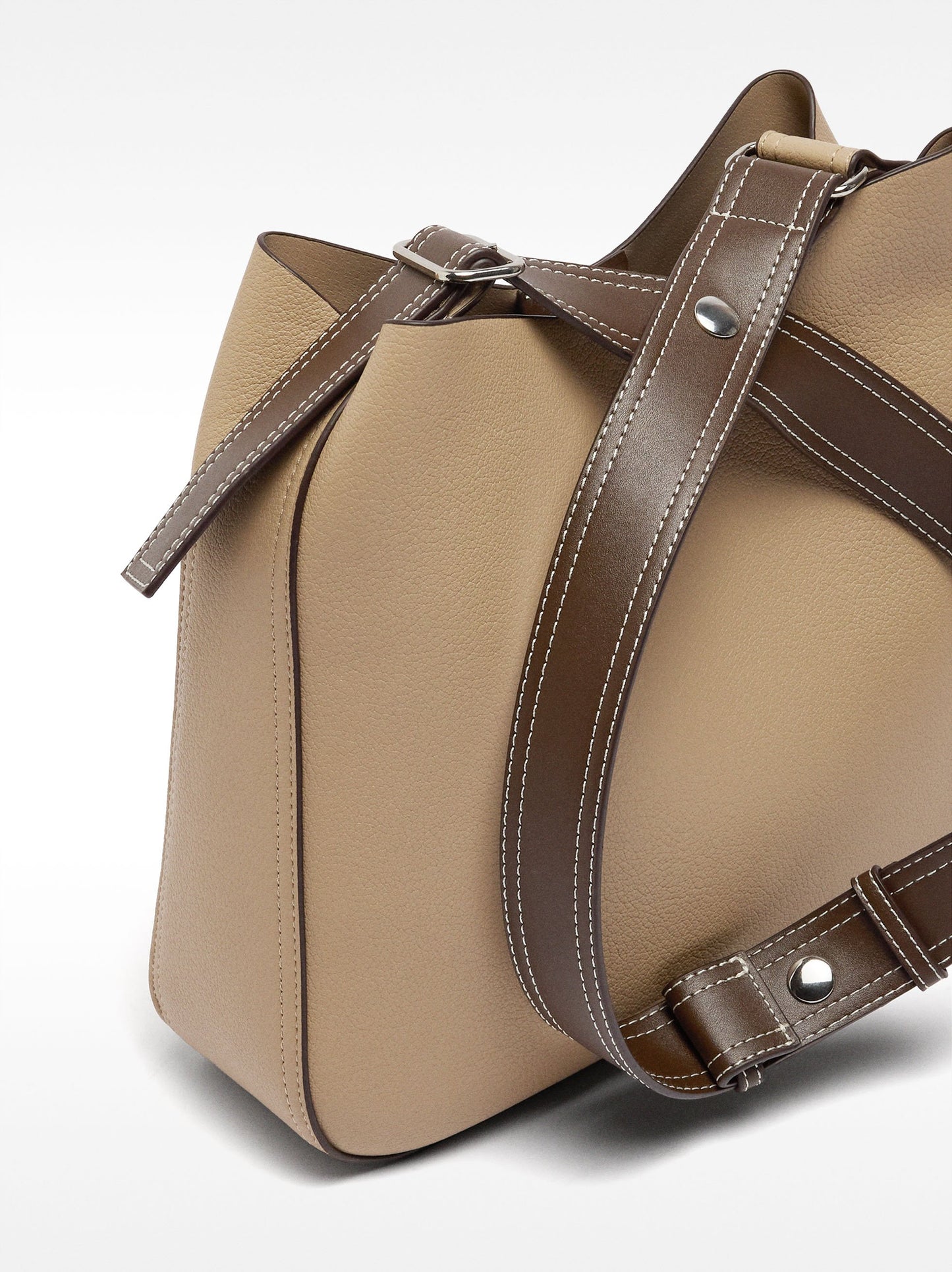 Shoulder Bag With Texture