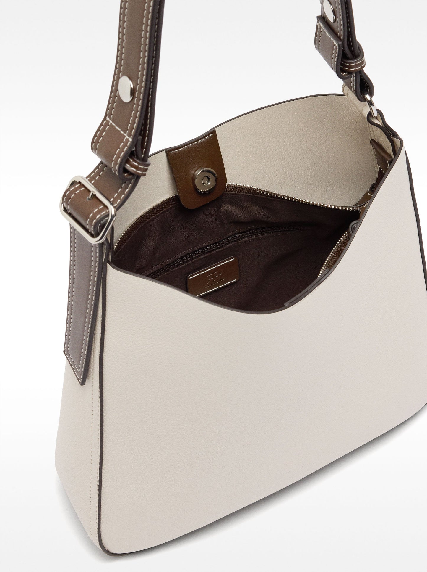 Shoulder Bag With Texture