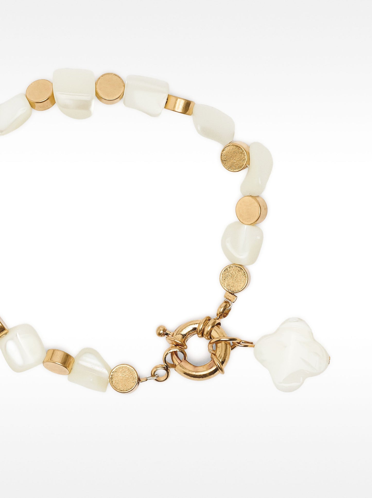 Bracelet With Shells And Circles