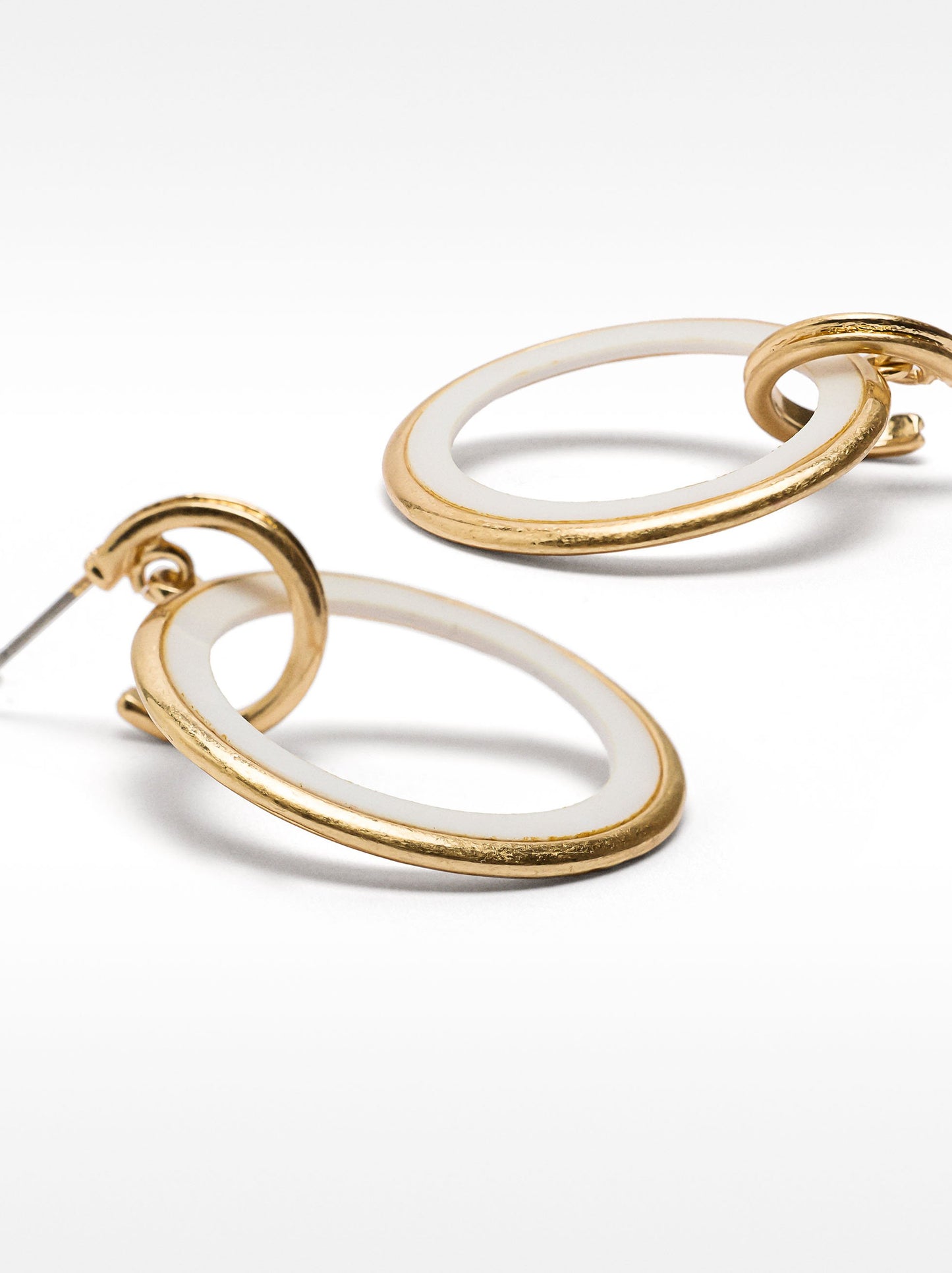 Hoop Earrings With Shells