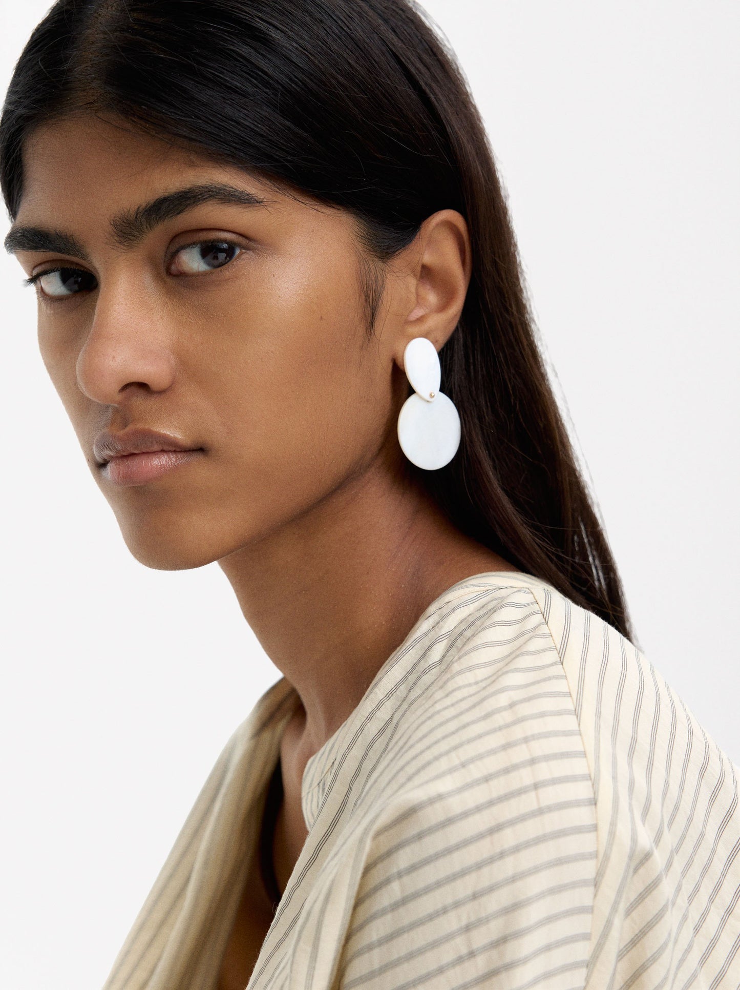 Shell Earrings With Circles