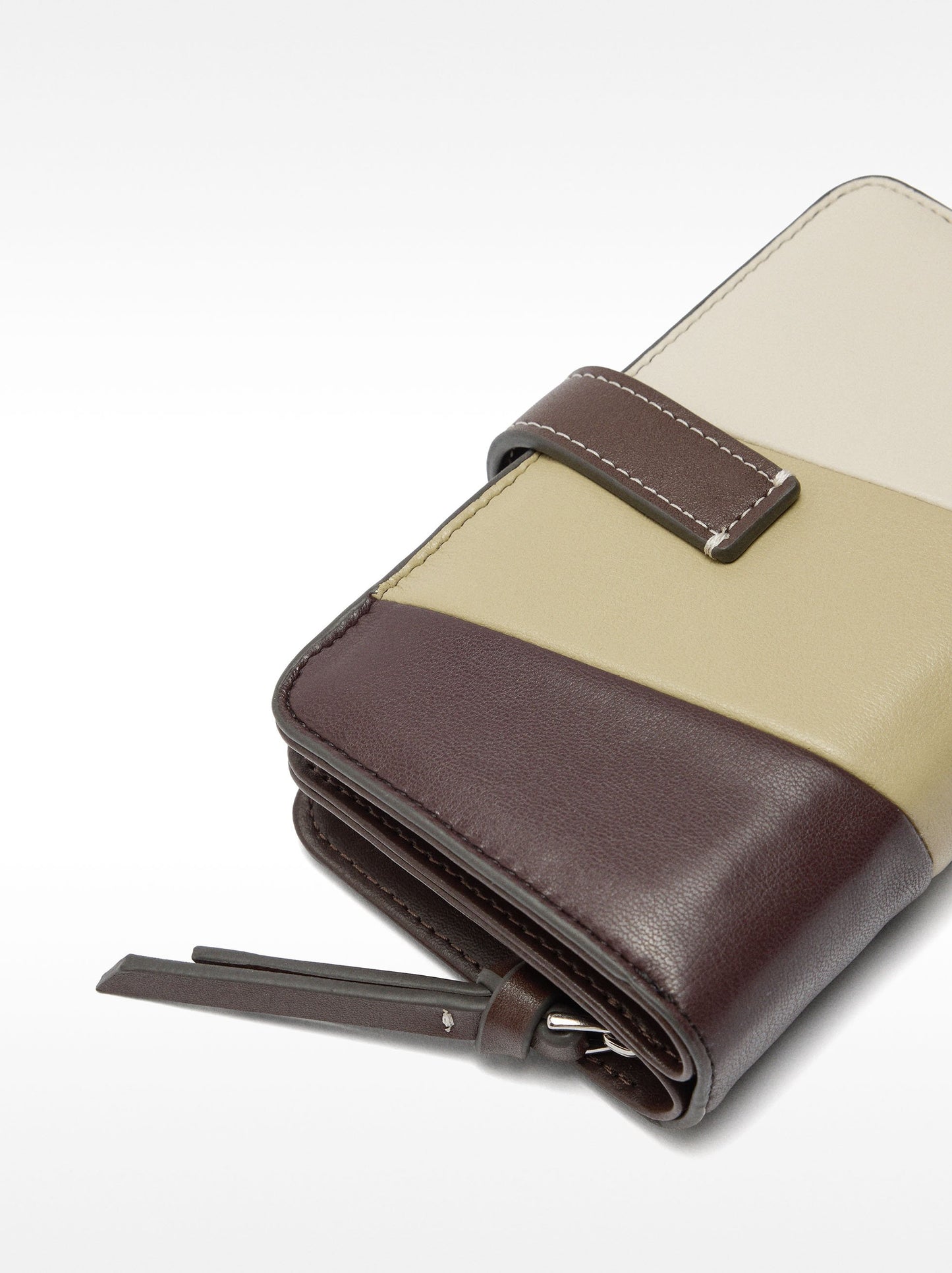 Wallet With Stripes