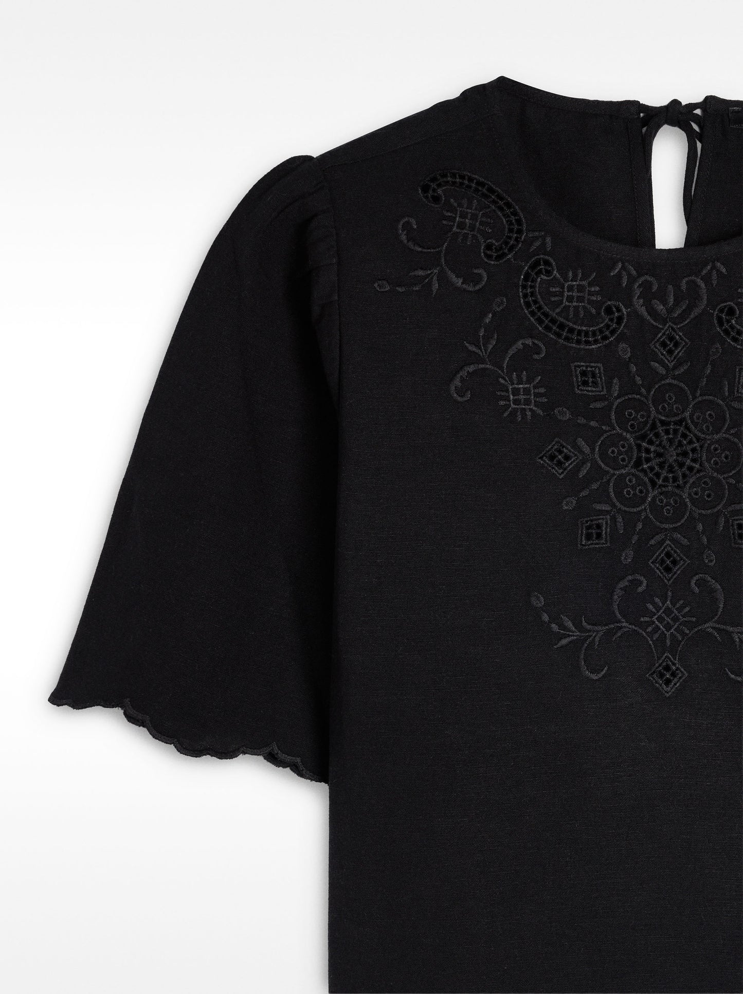 Cropped Blouse With Embroidery