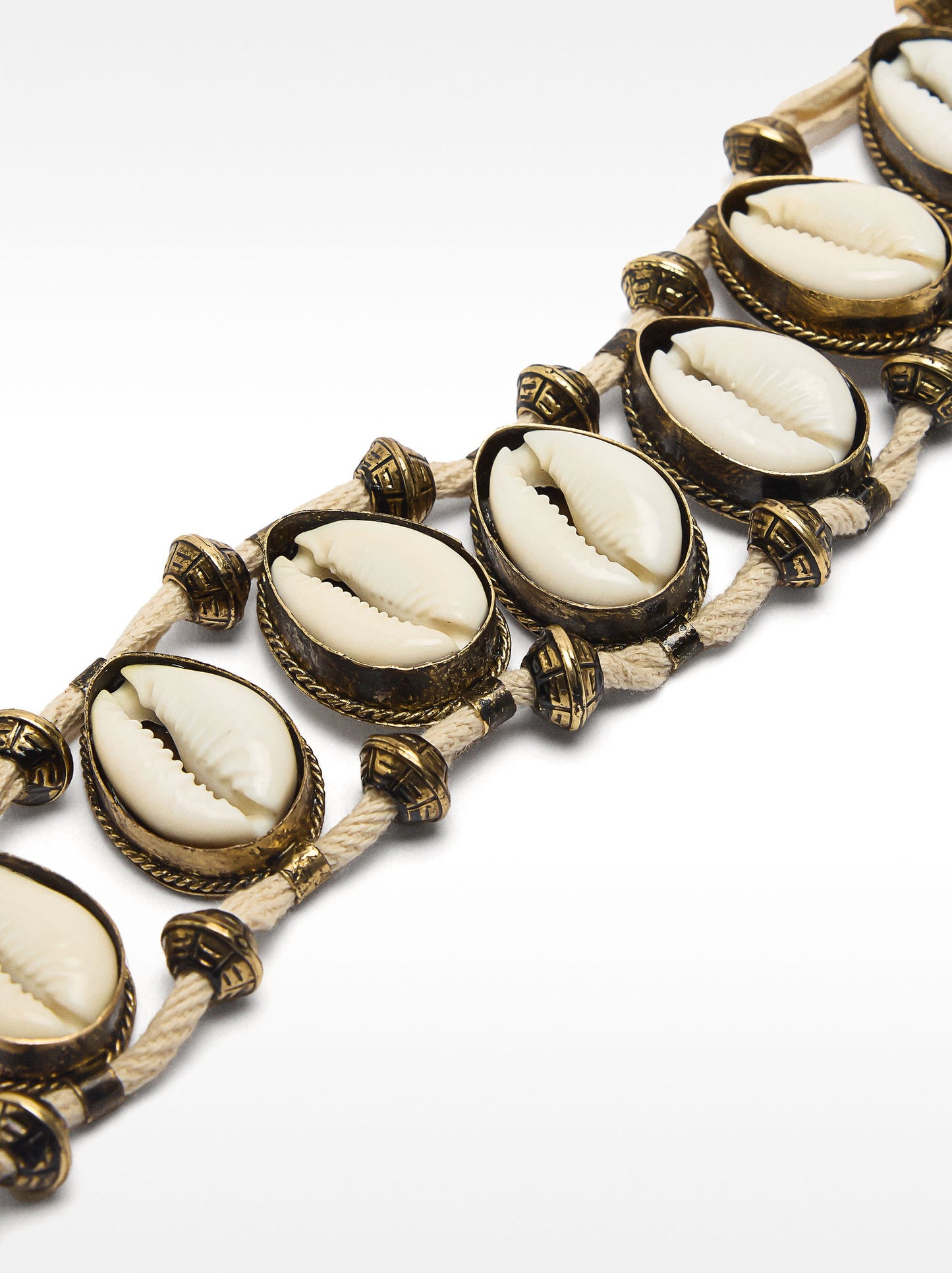 Ankle Bracelet With Shells