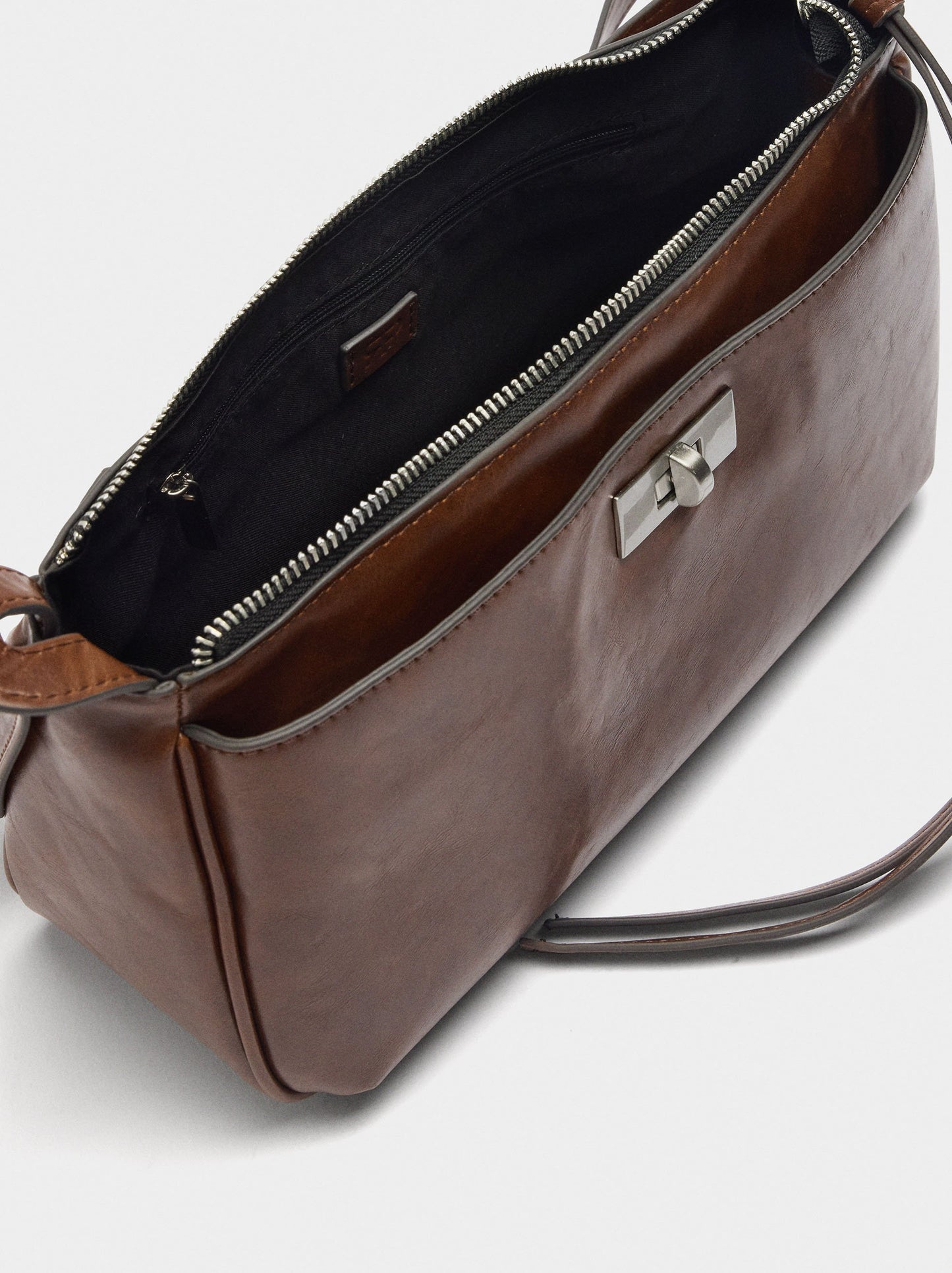 Shoulder Bag With Studded Strap M