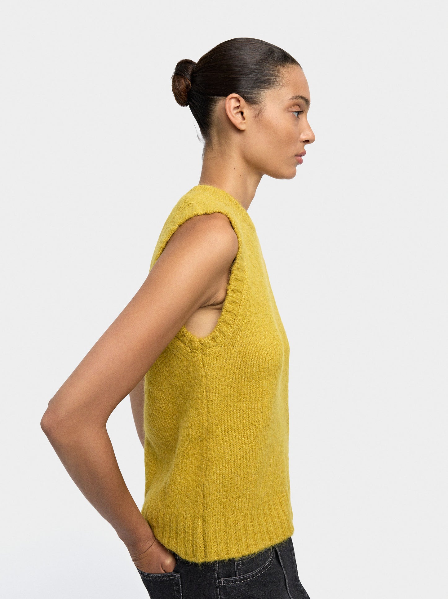 C2 Outubro Vest