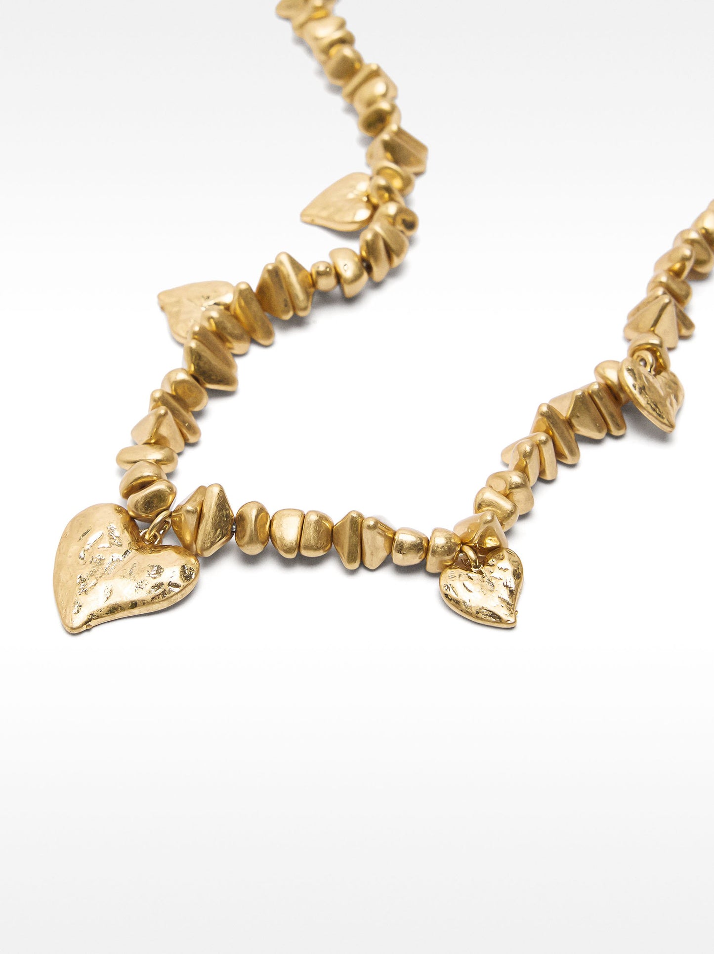 Short Necklace With Hearts