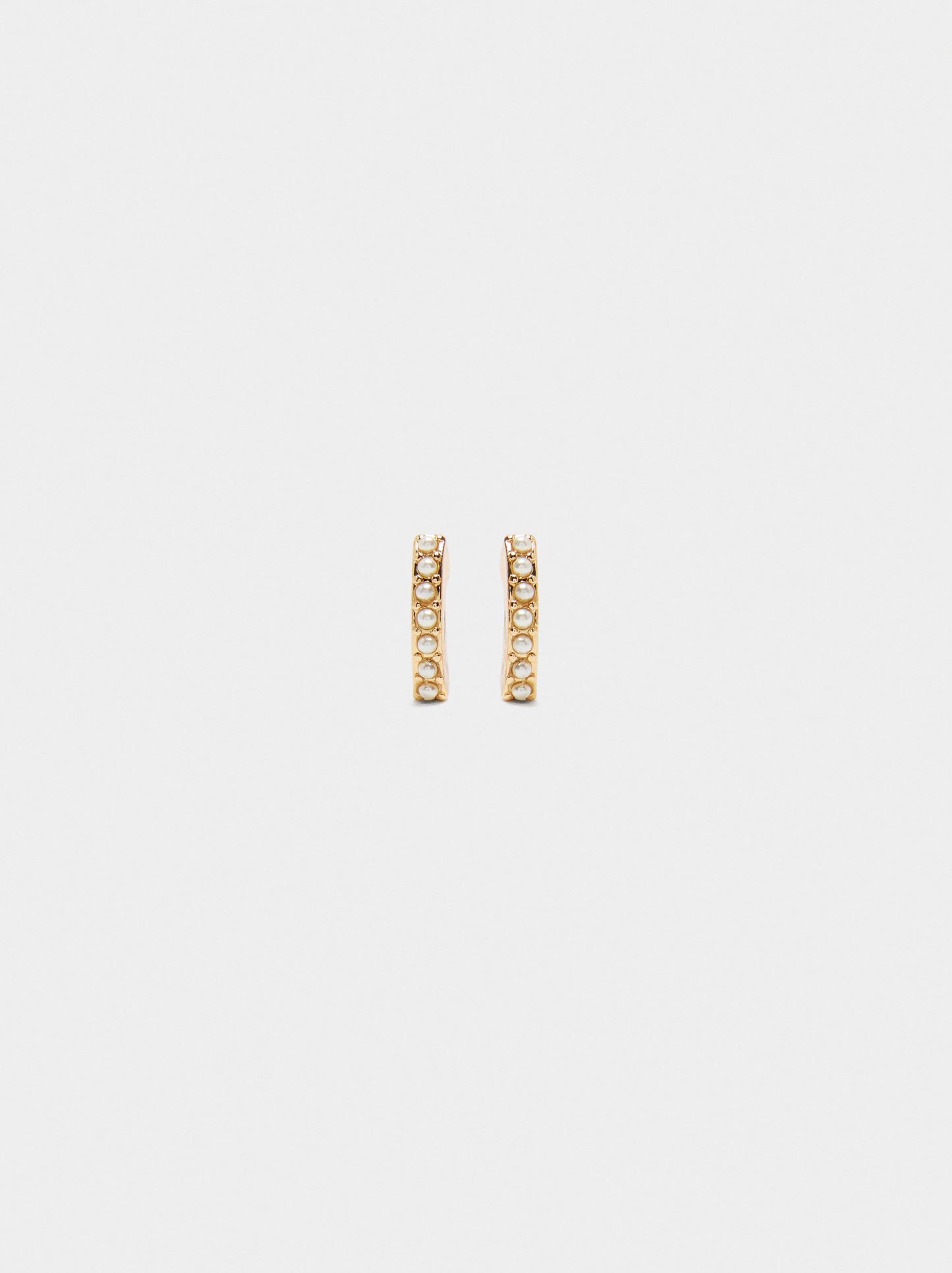 Earrings With Pearl