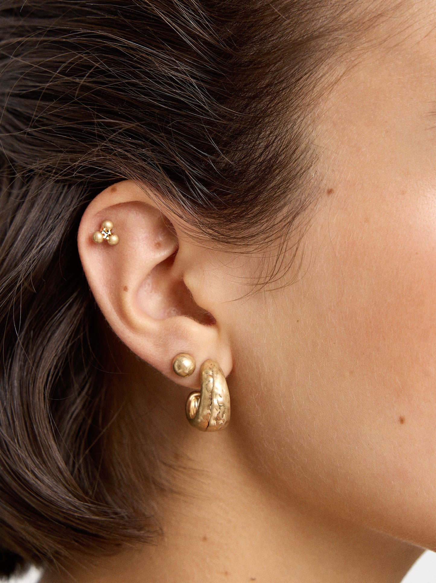 Set Of Earrings With Aged Effect