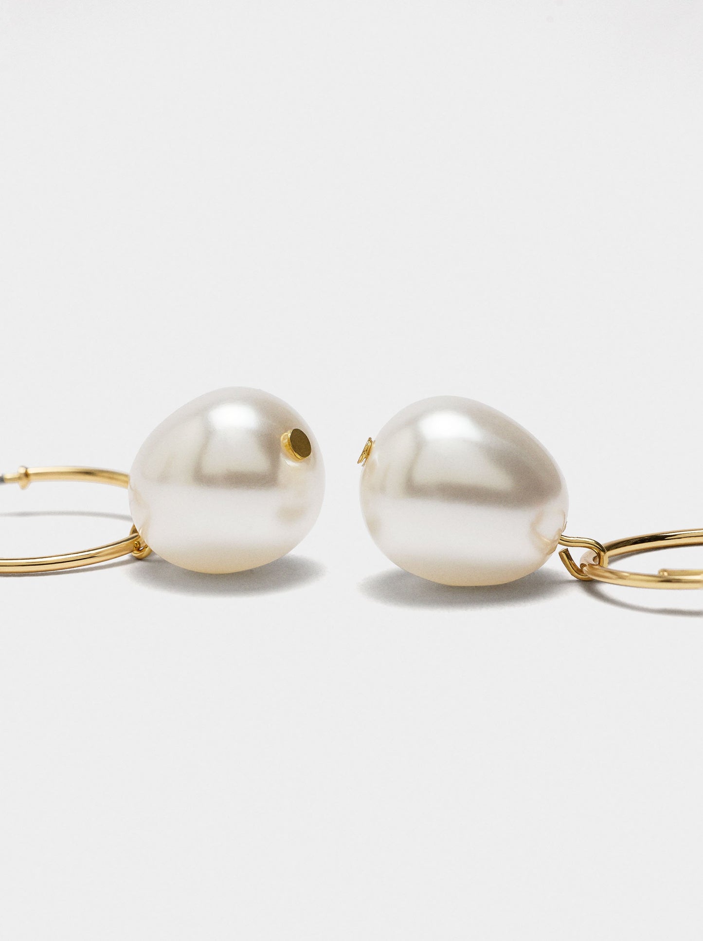 Hoop Earrings With Pearls