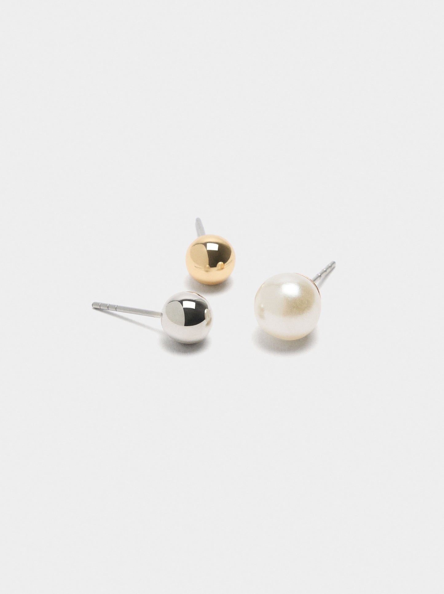 Bicolor Sphere Earrings With Pearls