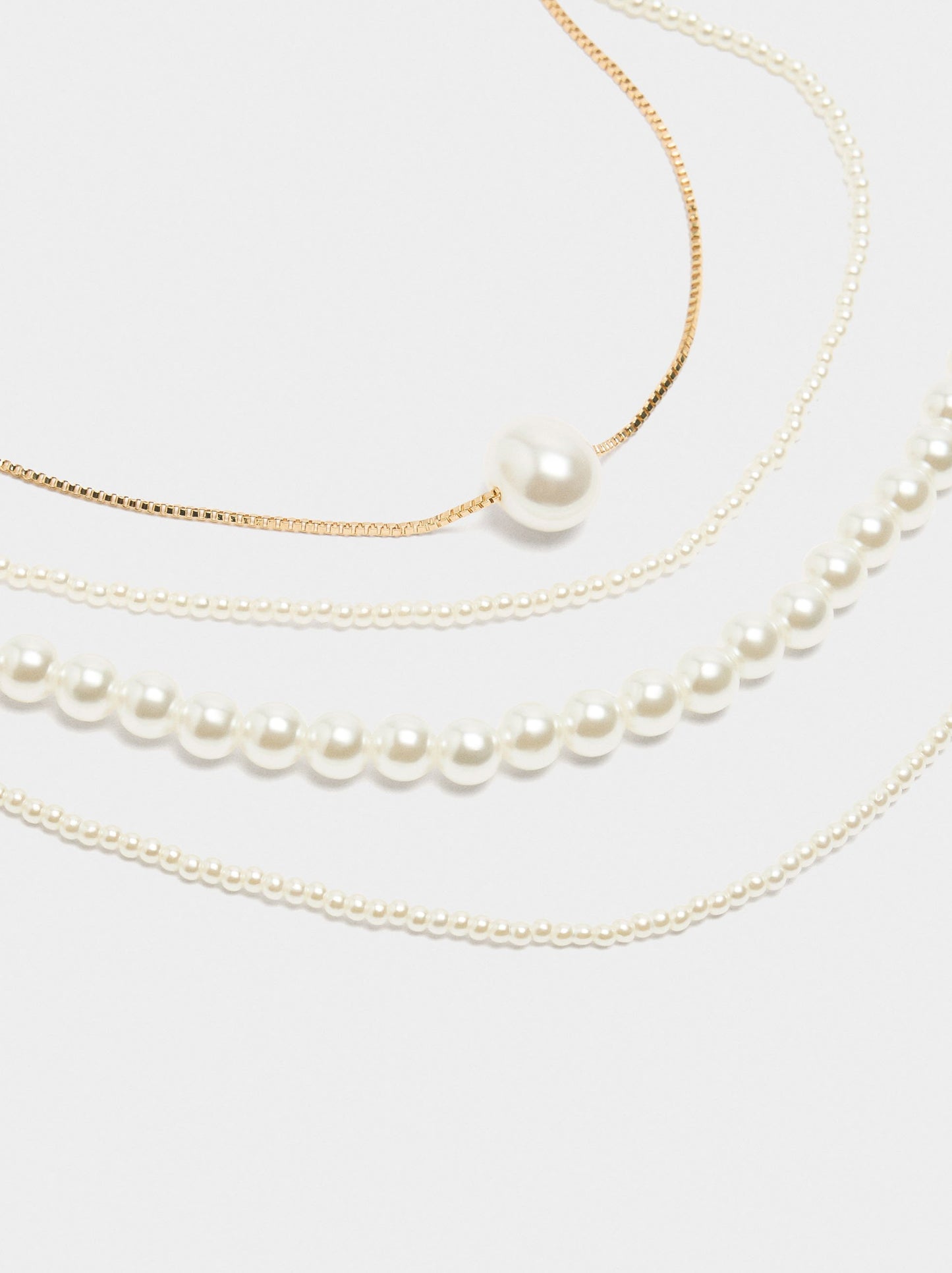 Set Of Short Necklaces With Pearls
