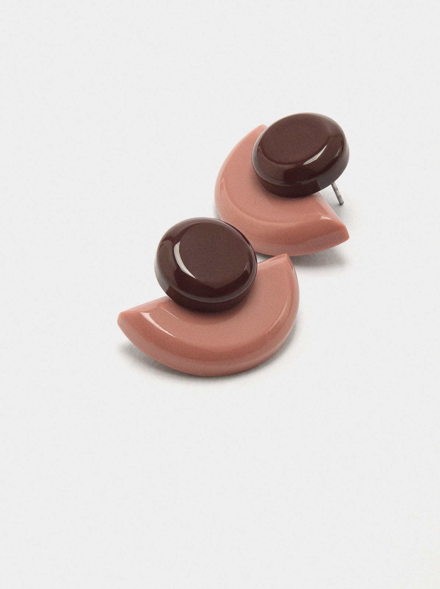 Fan Earrings With Resin