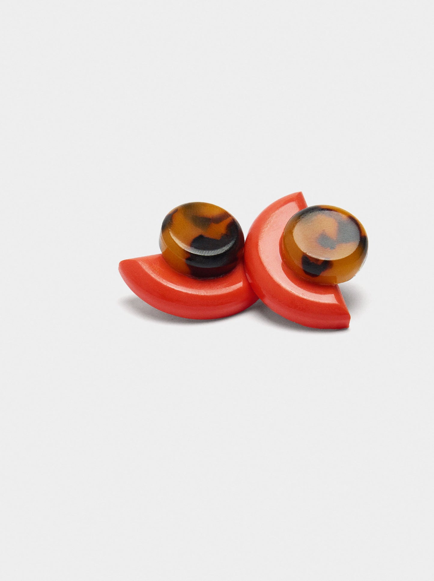 Fan Earrings With Tortoise Effect
