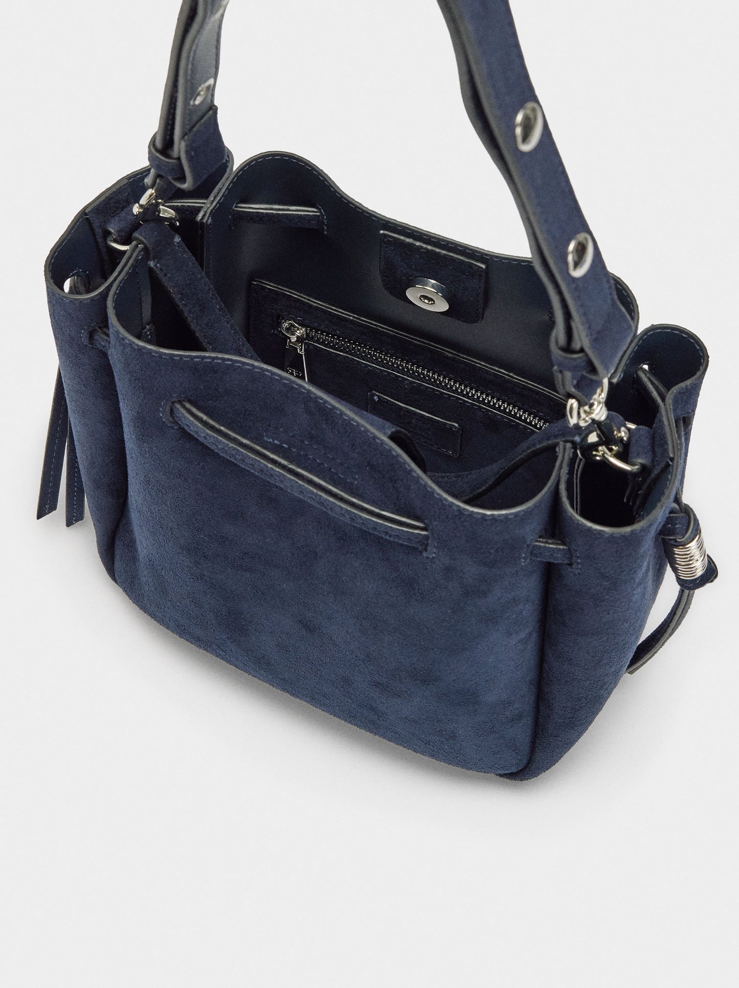Bucket Bag With Texture